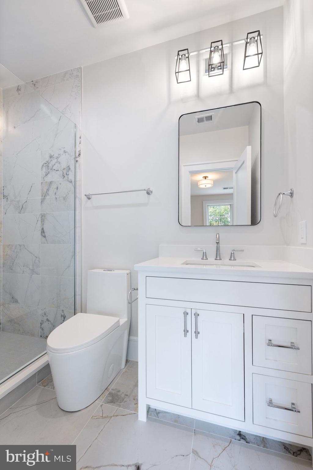 Real estate listing preview #45