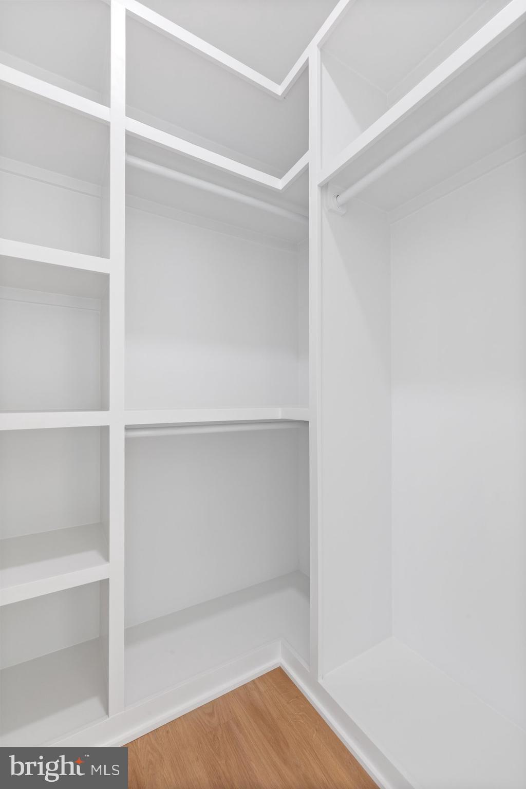 Real estate listing preview #44