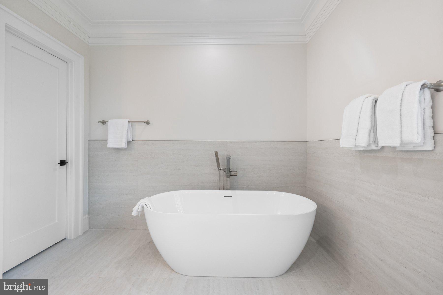 Real estate listing preview #63