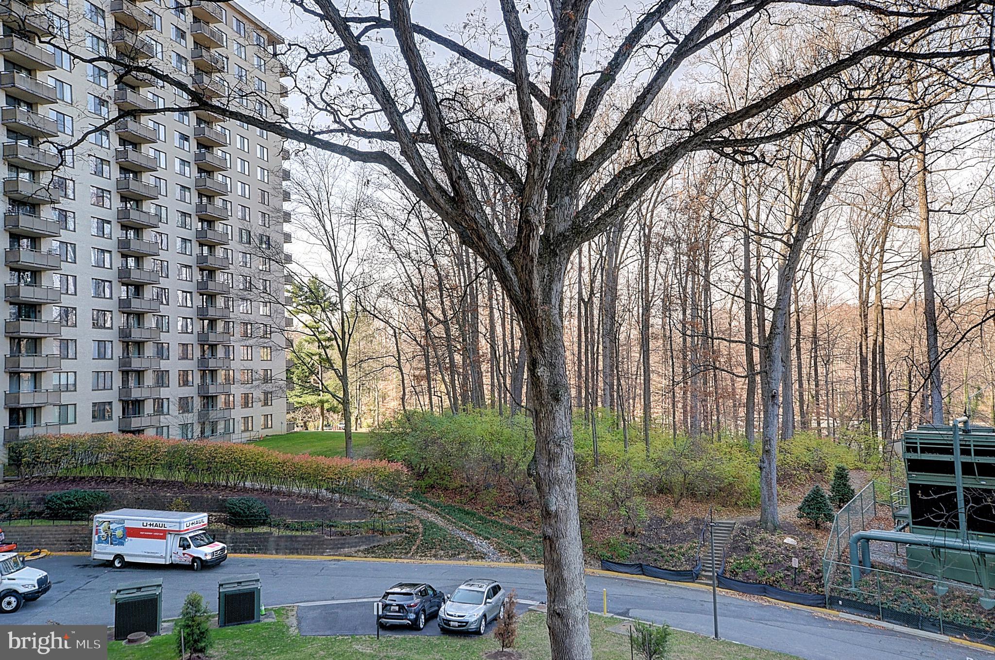 Real estate listing preview #12