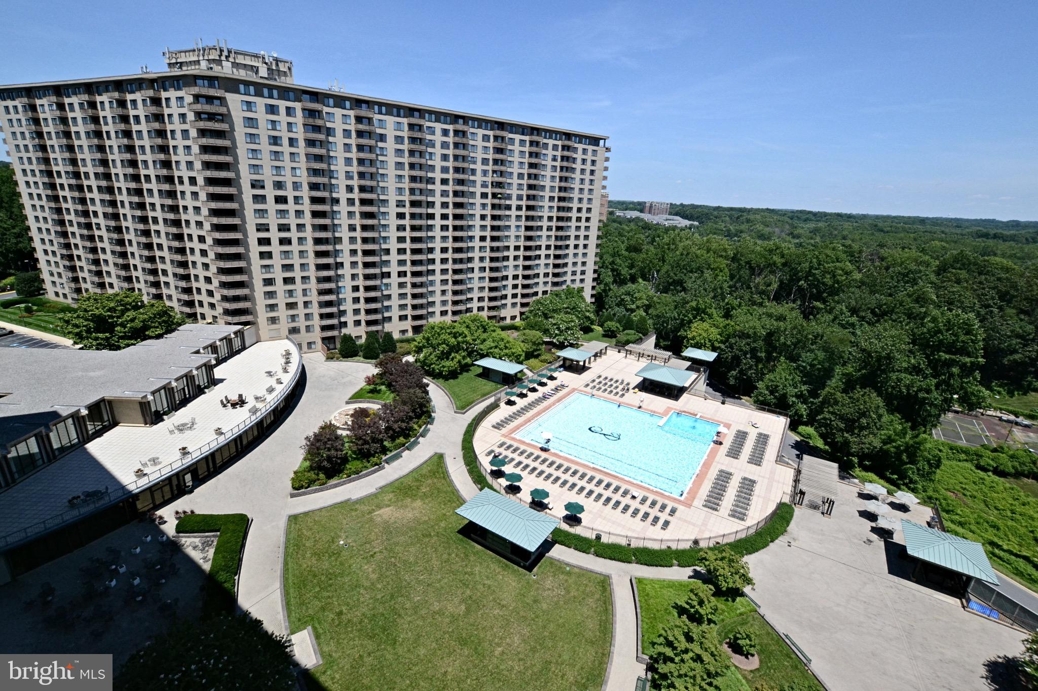 Real estate listing preview #34