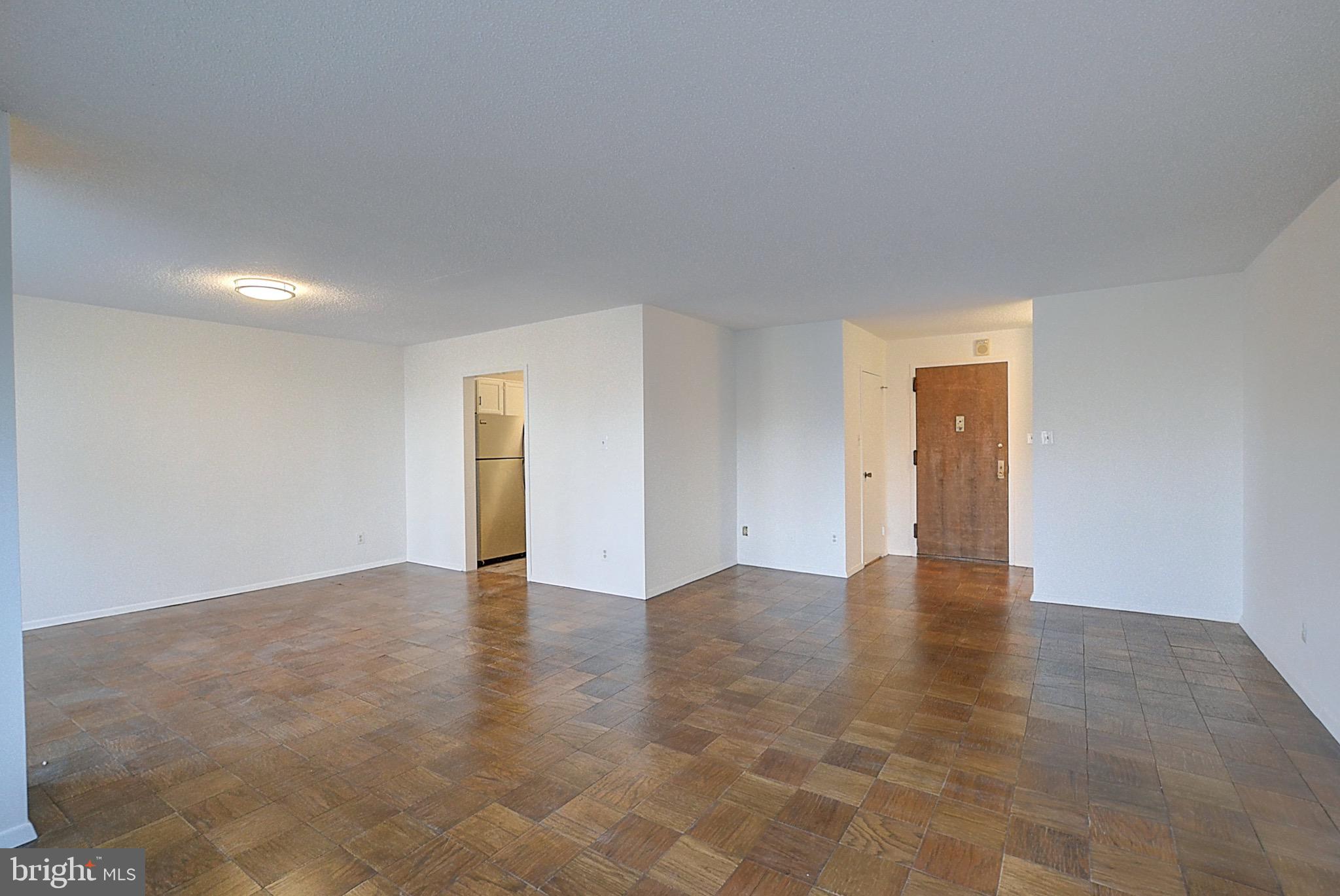 Real estate listing preview #4