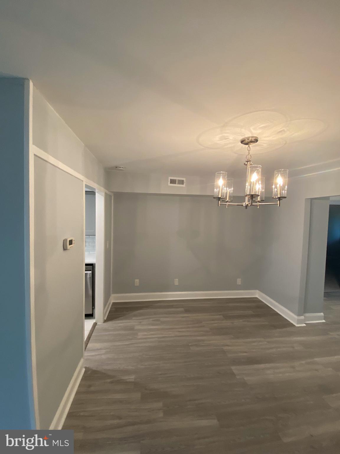 Real estate listing preview #7