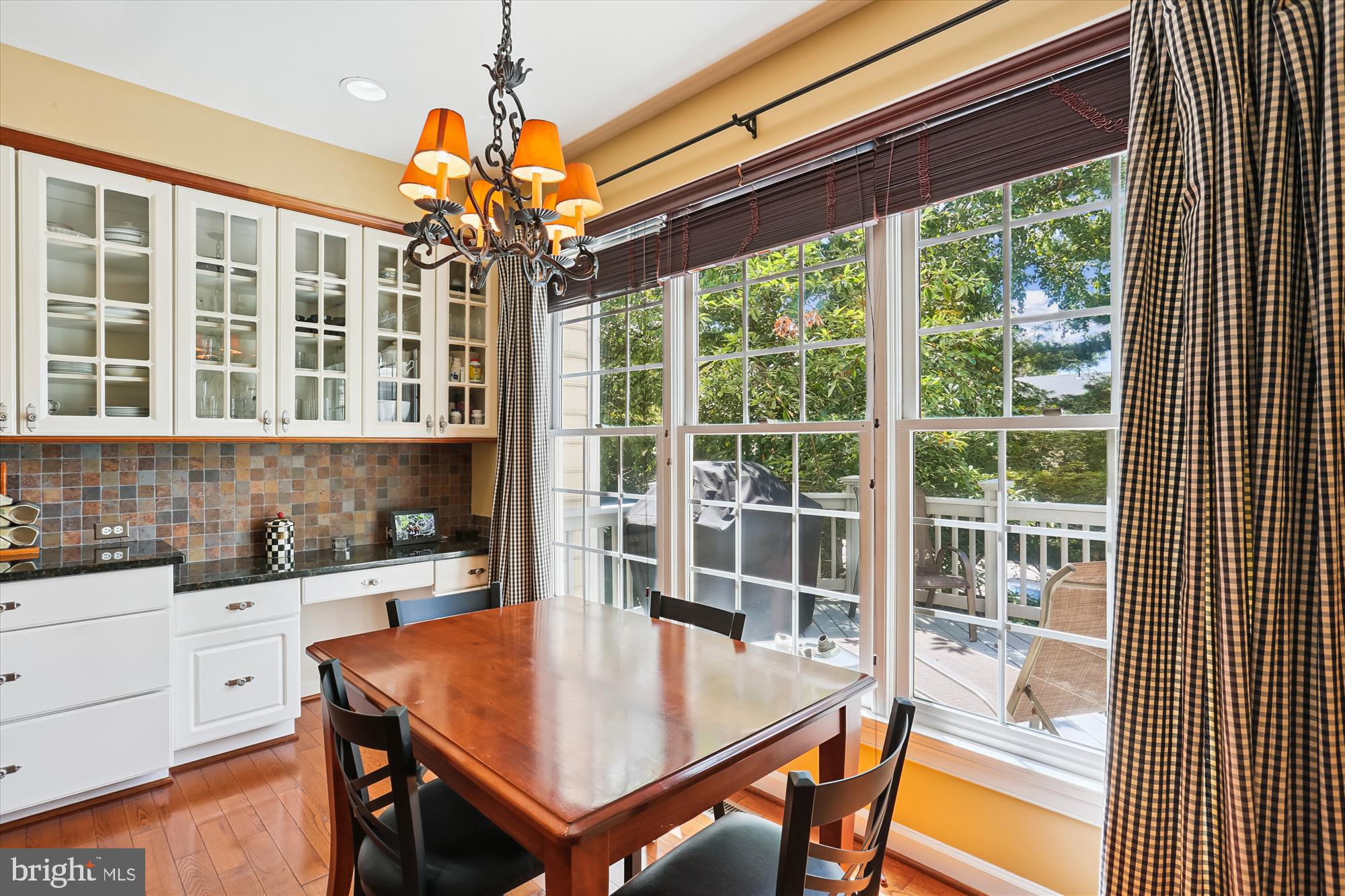 Real estate listing preview #12