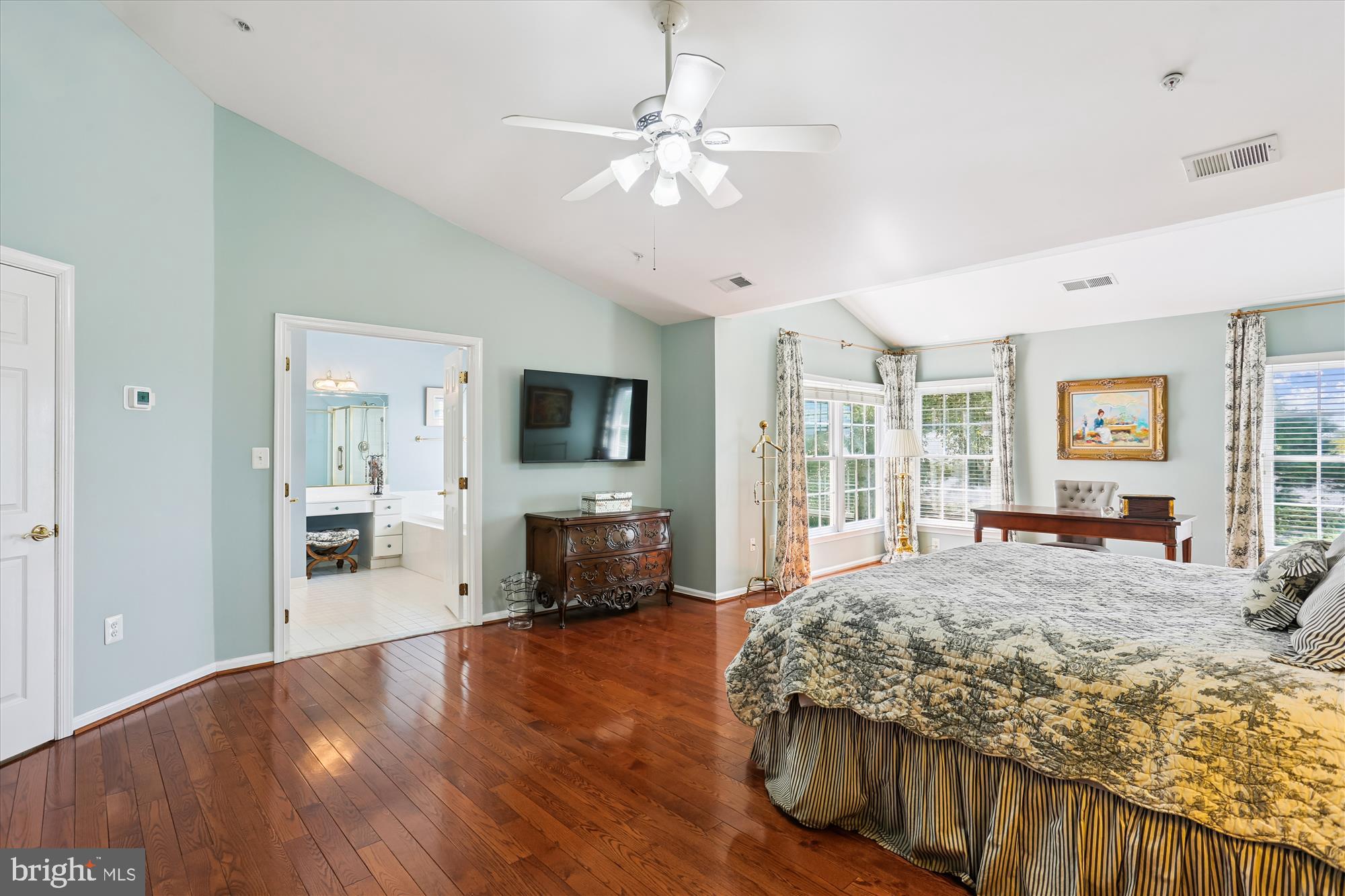 Real estate listing preview #35