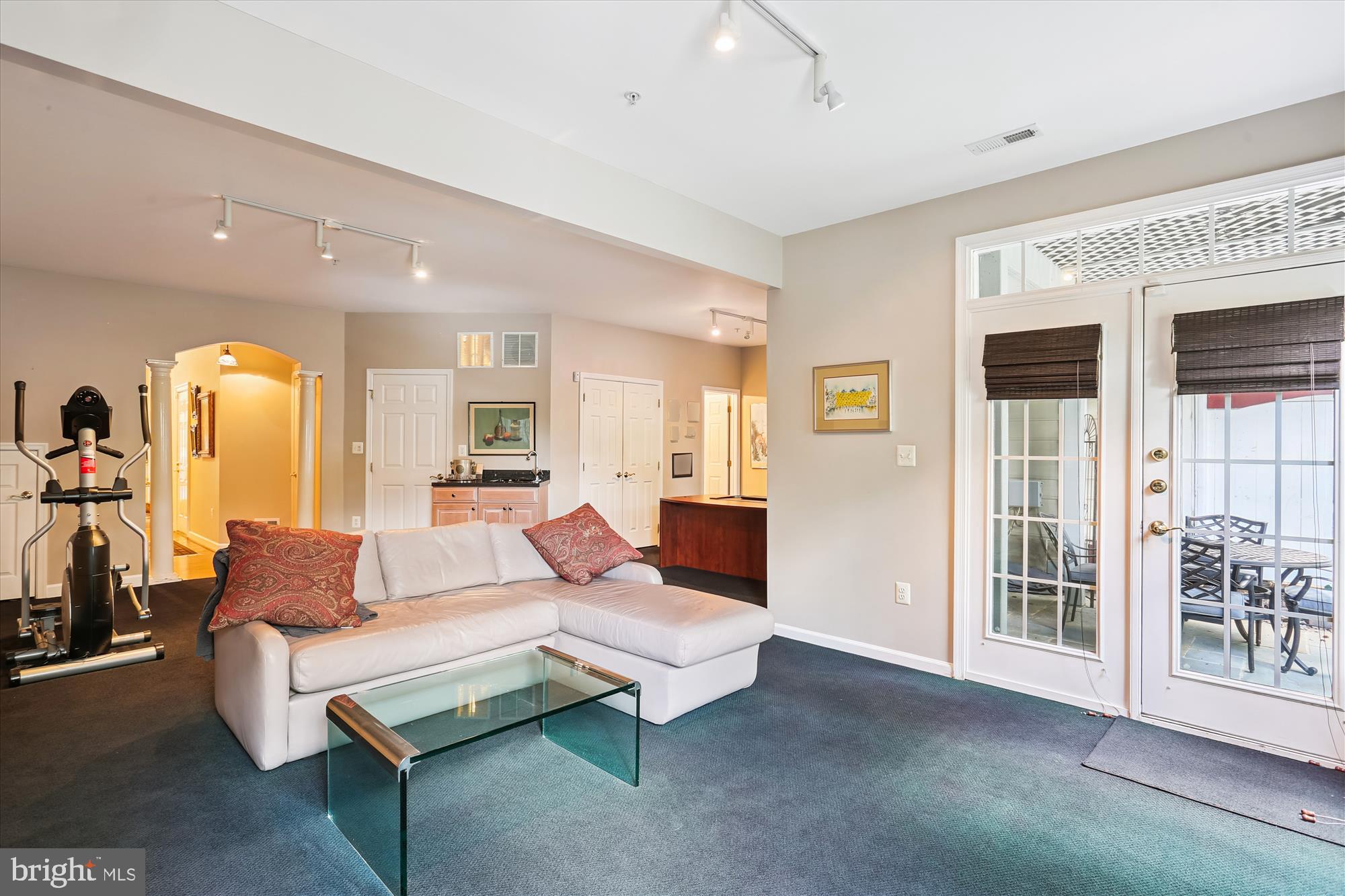 Real estate listing preview #52