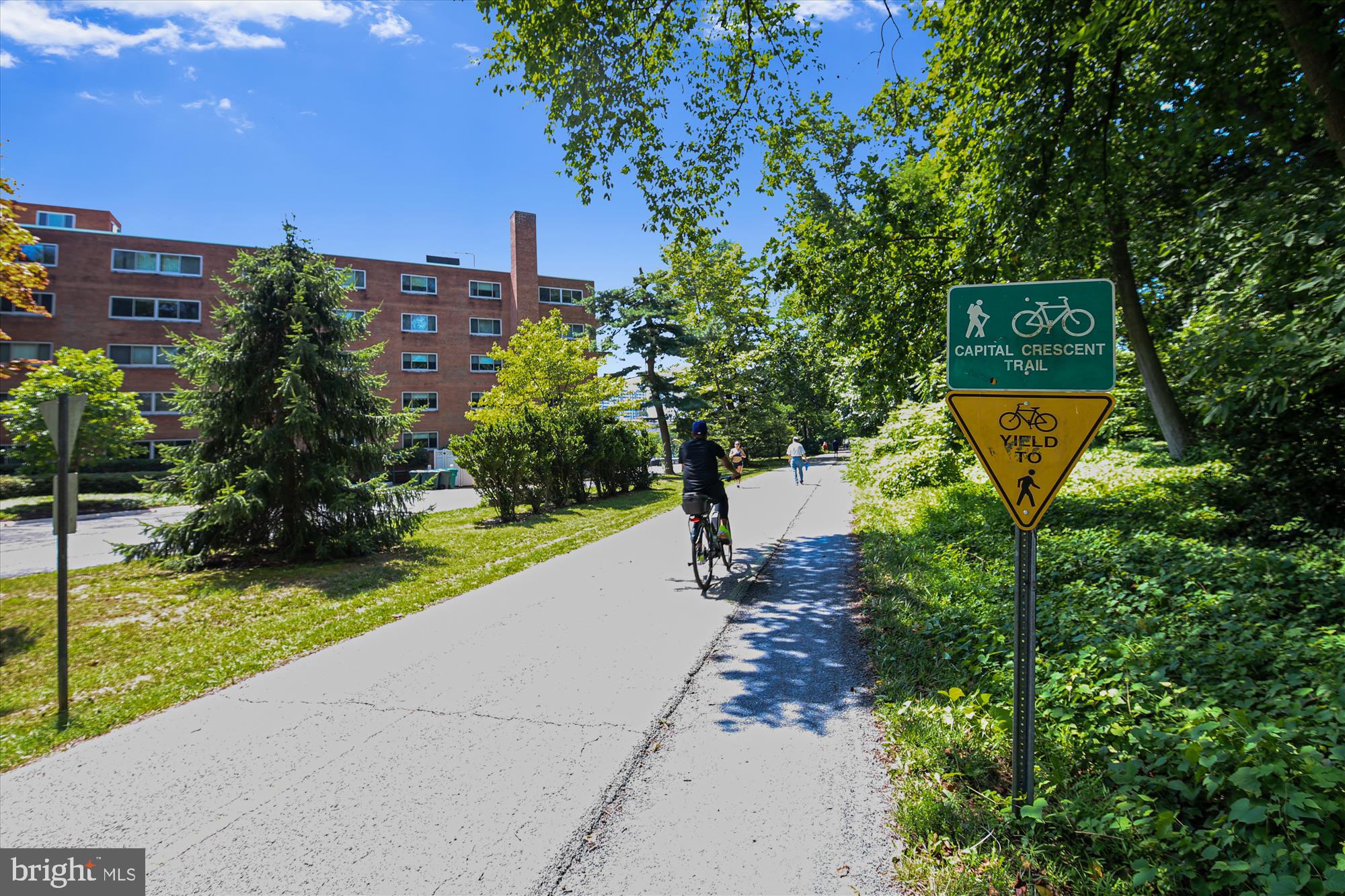 Real estate listing preview #82