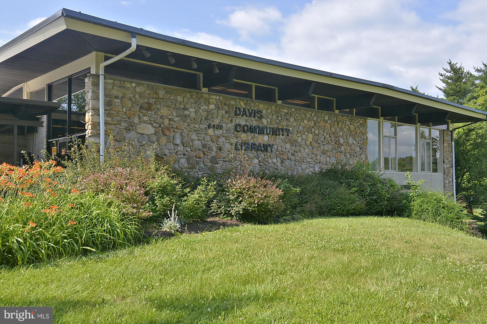 Real estate listing preview #69