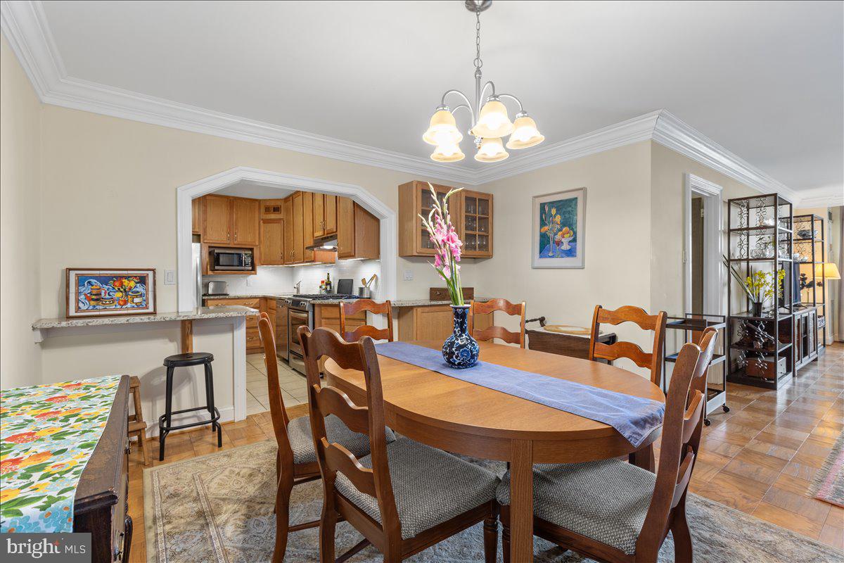 Real estate listing preview #6