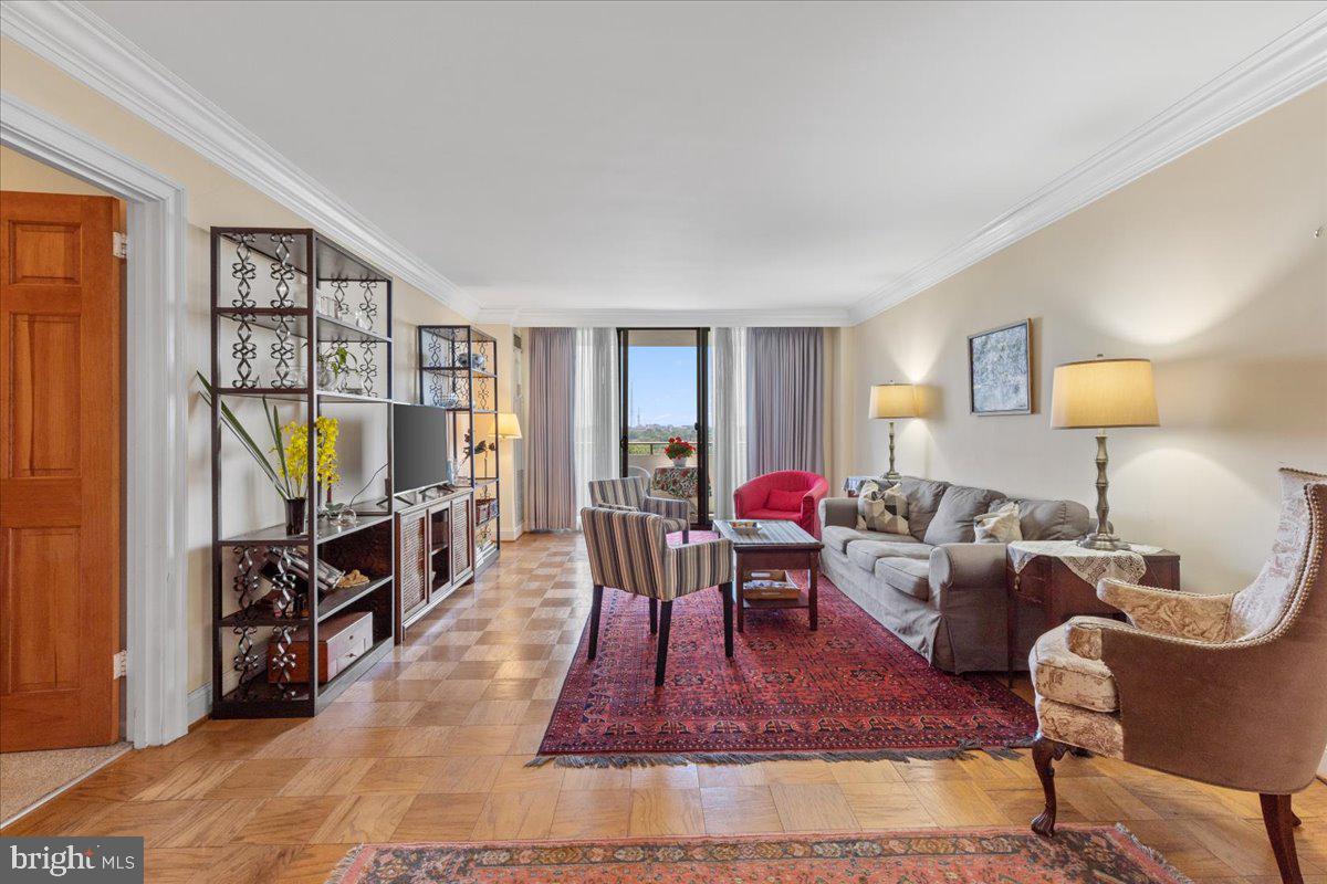 Real estate listing preview #1