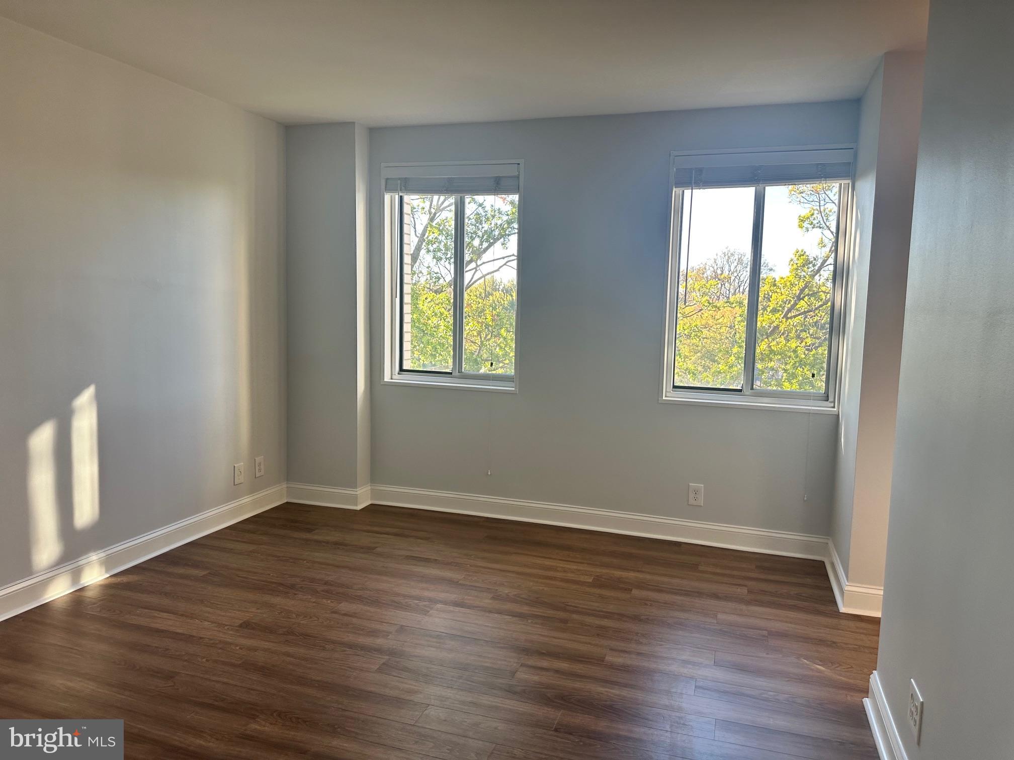 Real estate listing preview #9