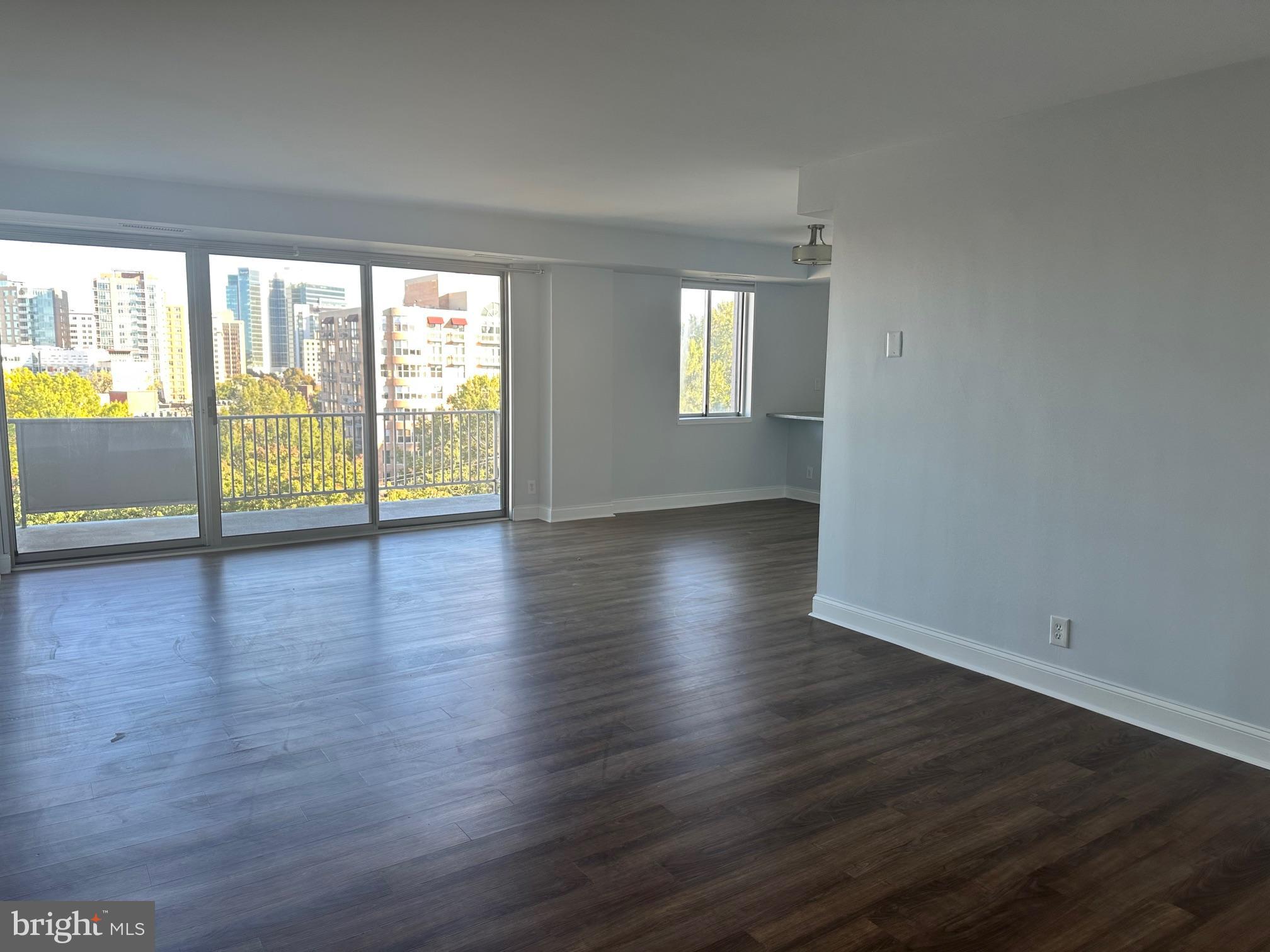 Real estate listing preview #3