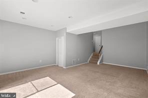 Real estate listing preview #24