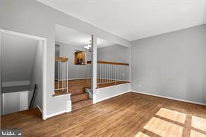 Real estate listing preview #14