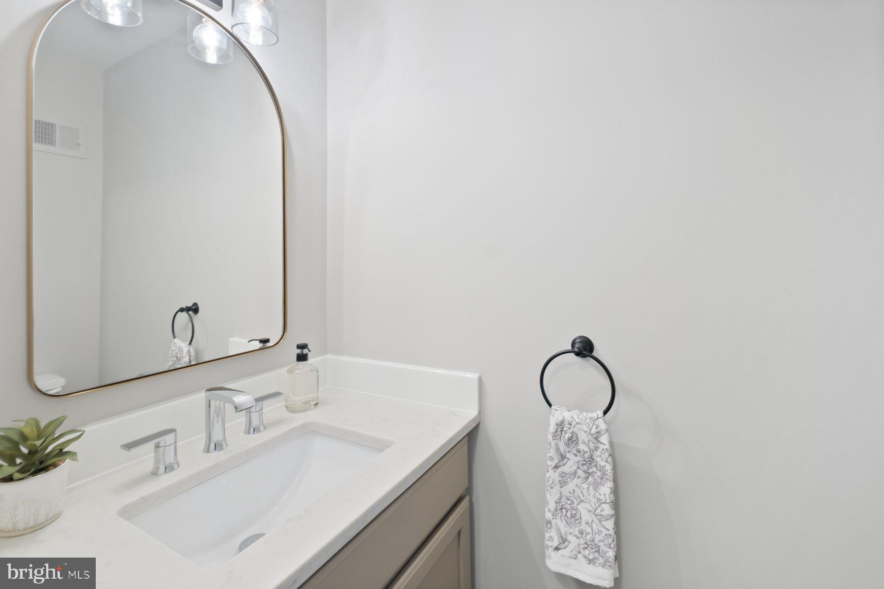 Real estate listing preview #21