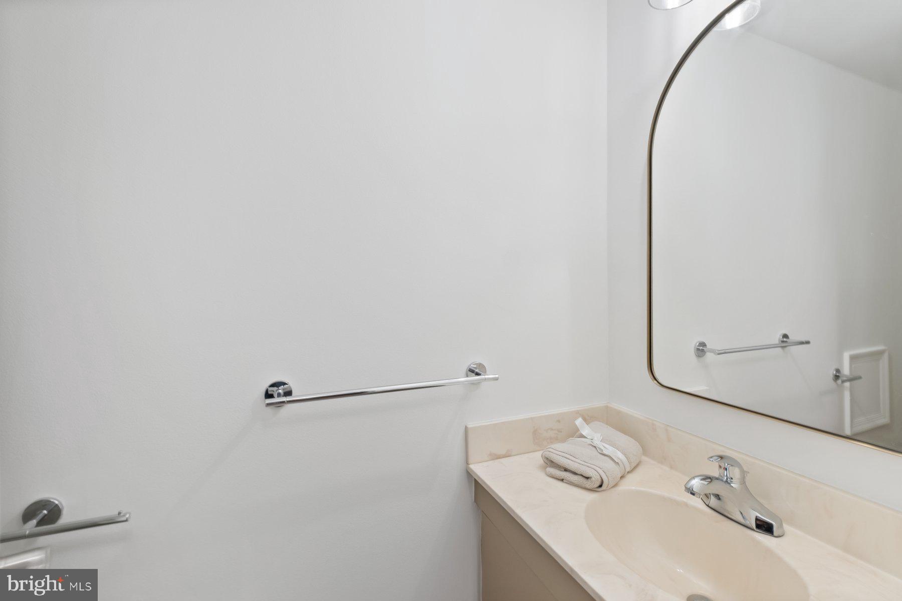 Real estate listing preview #42