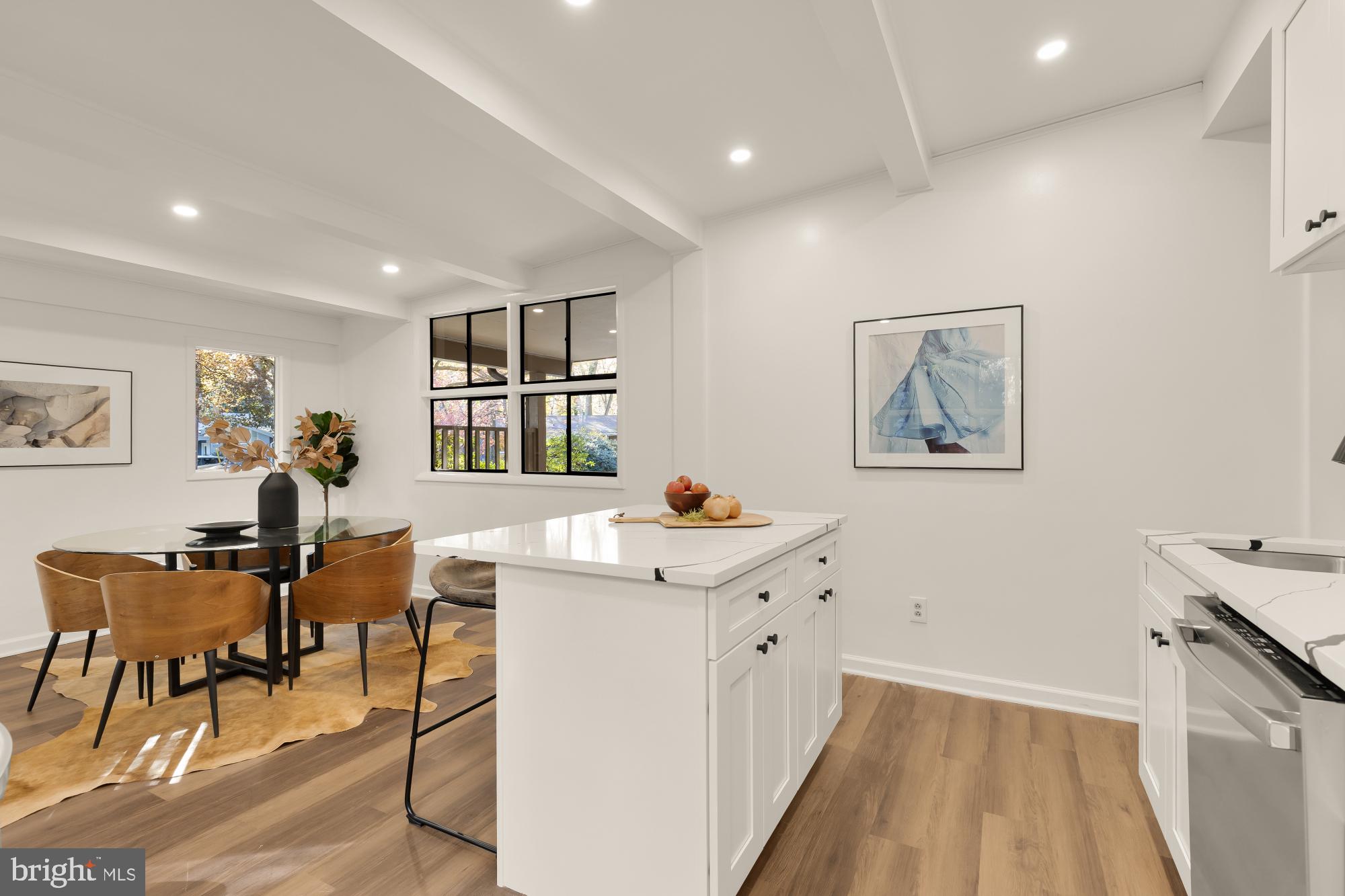 Real estate listing preview #22