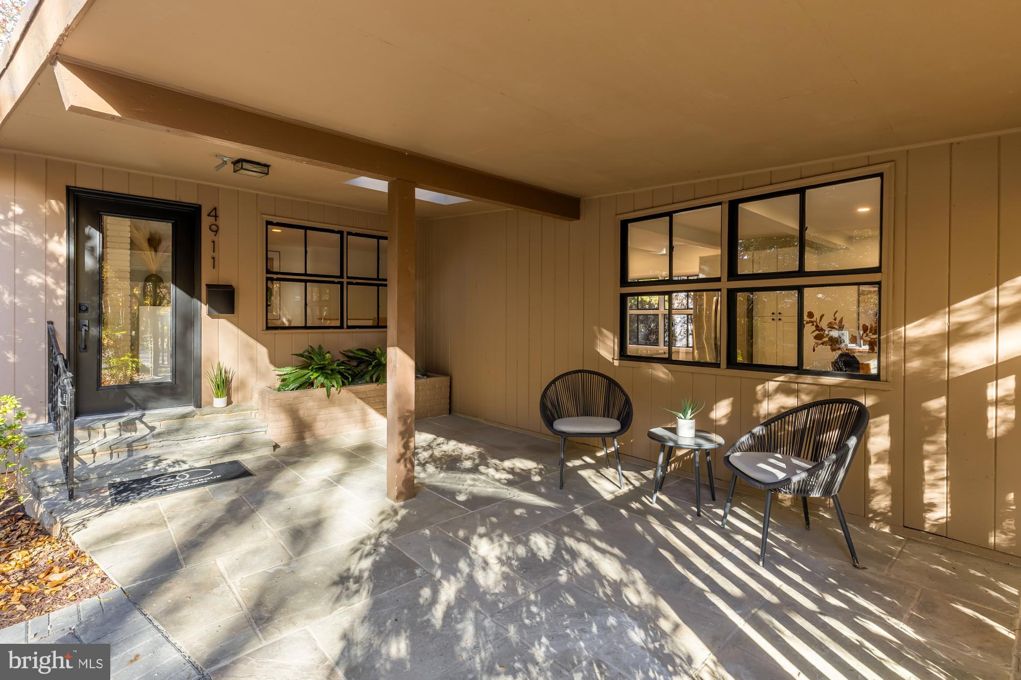 Real estate listing preview #5