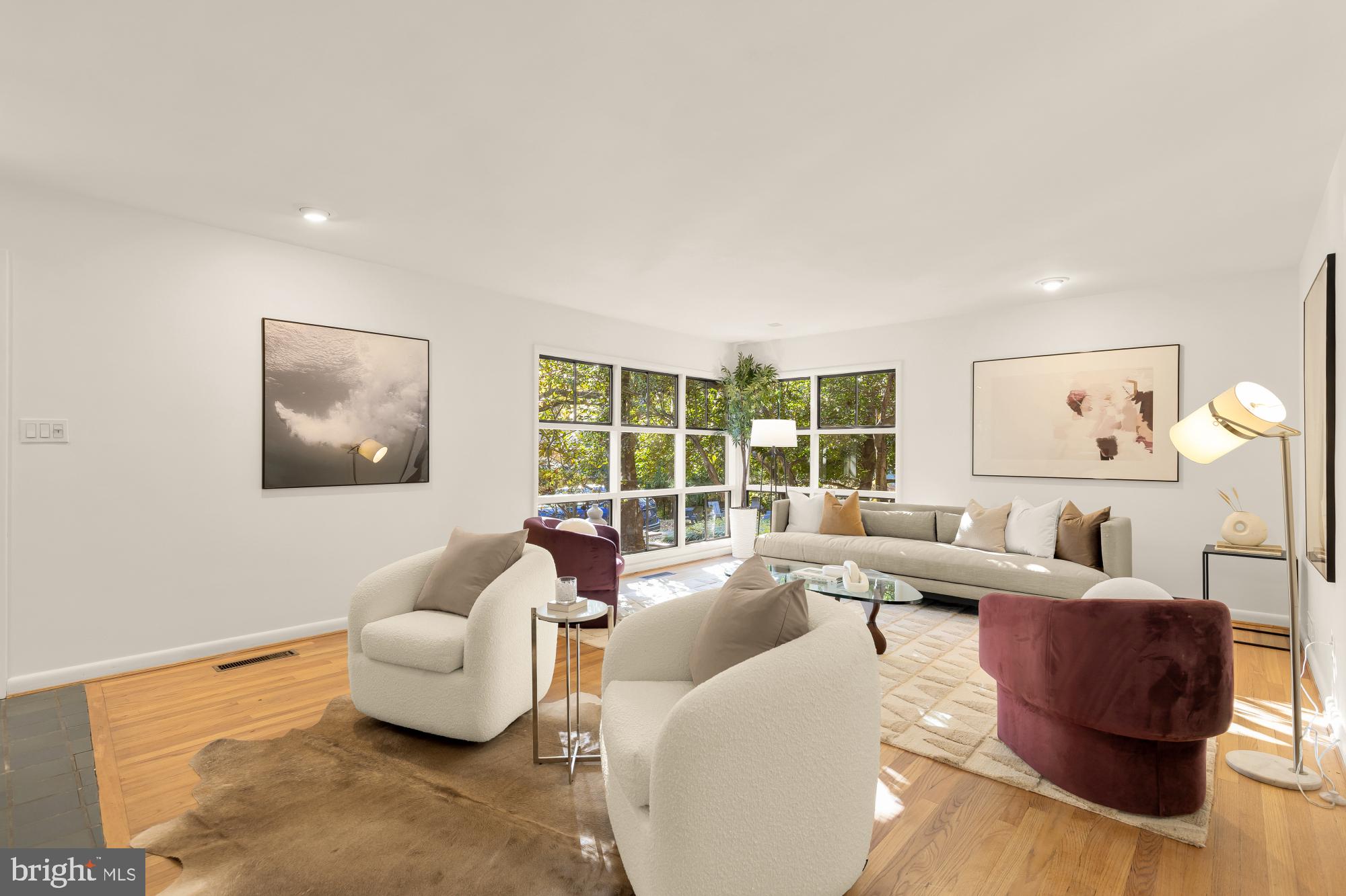 Real estate listing preview #8