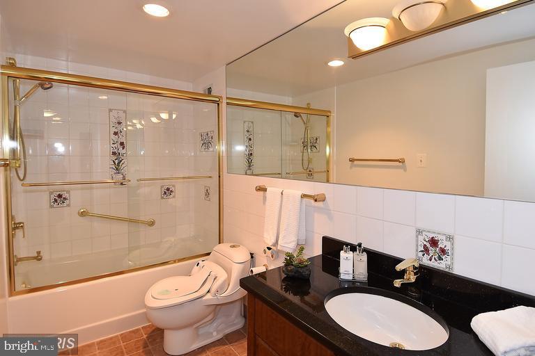 Real estate listing preview #9