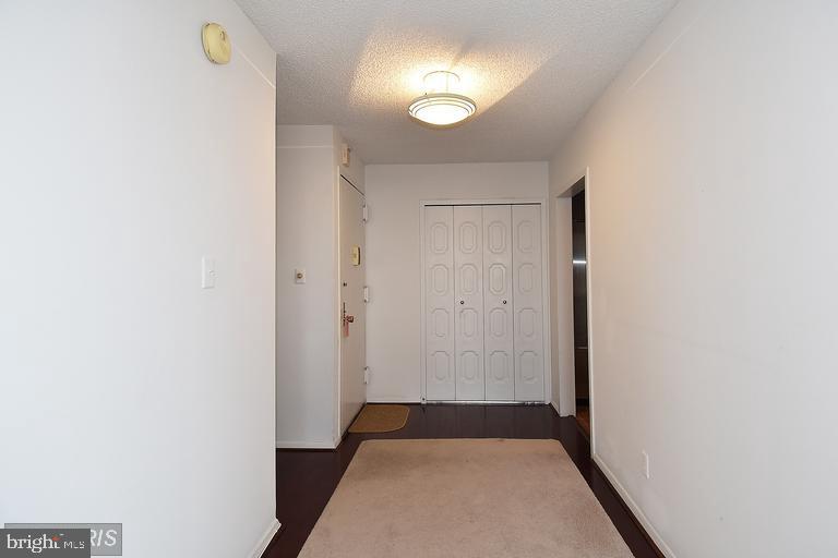 Real estate listing preview #14