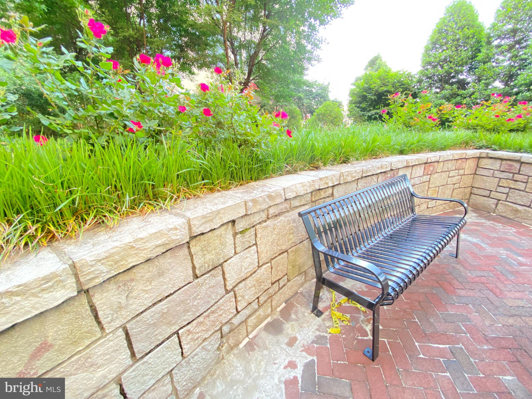 Real estate listing preview #18