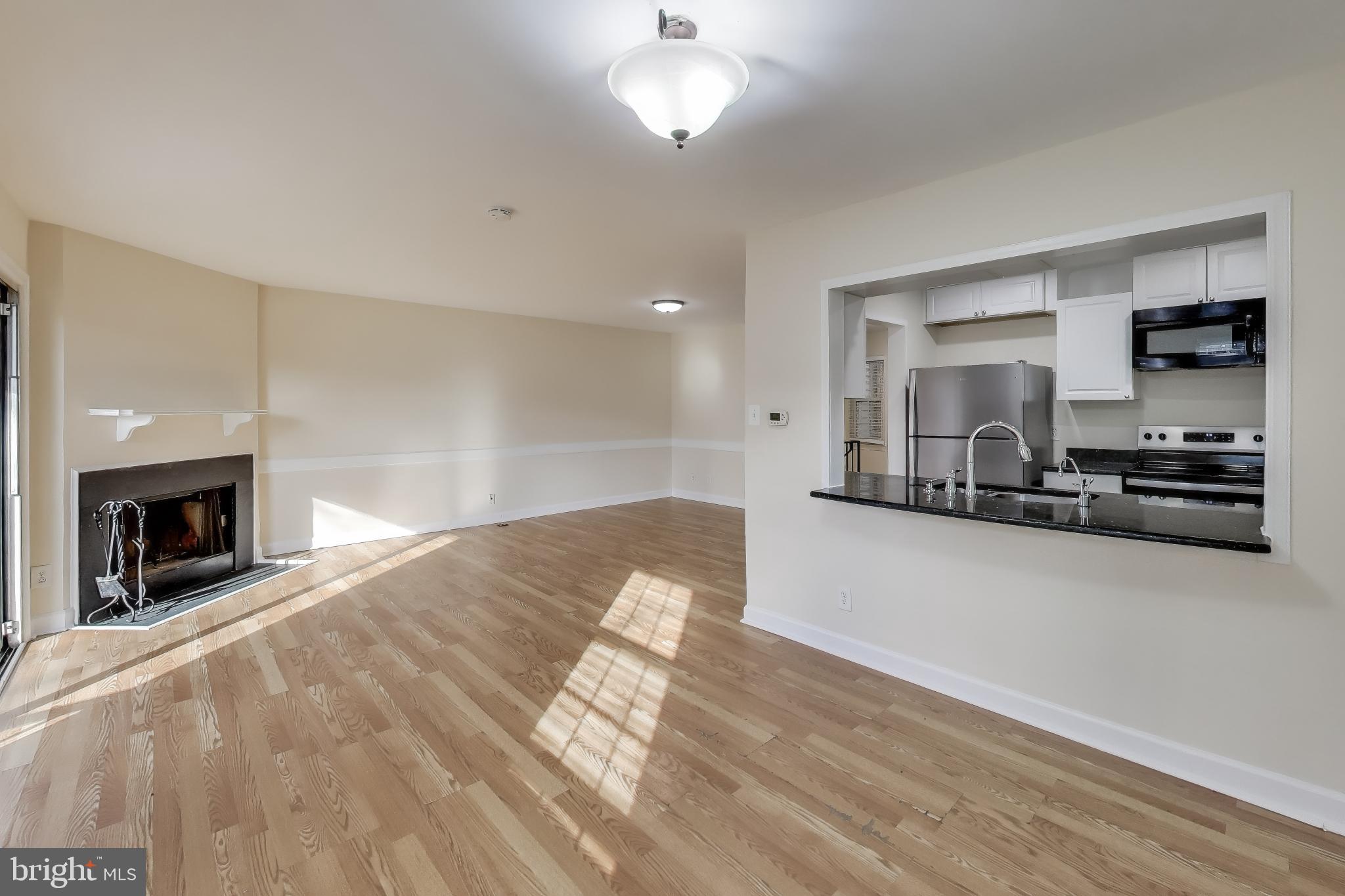 Real estate listing preview #3