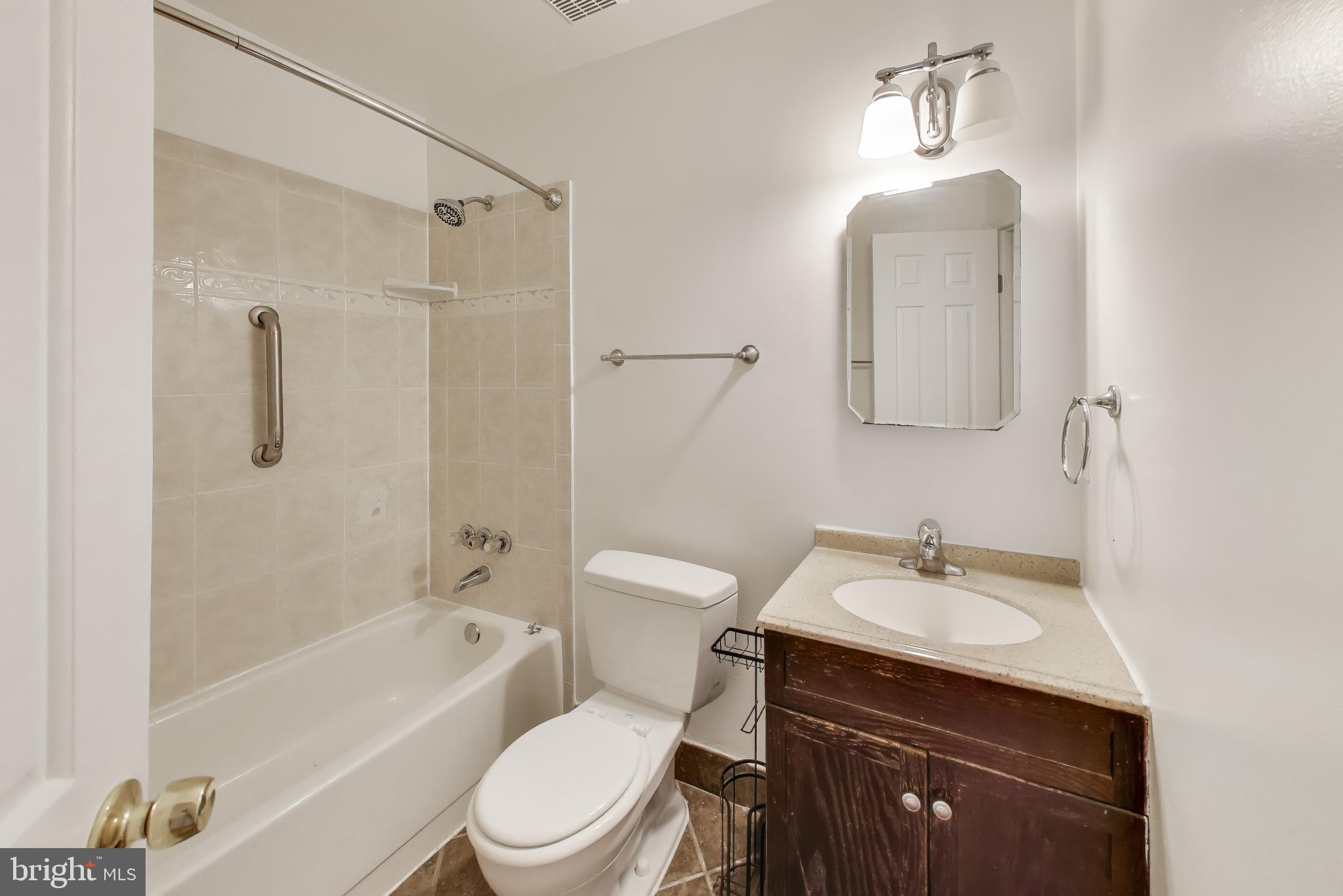 Real estate listing preview #25