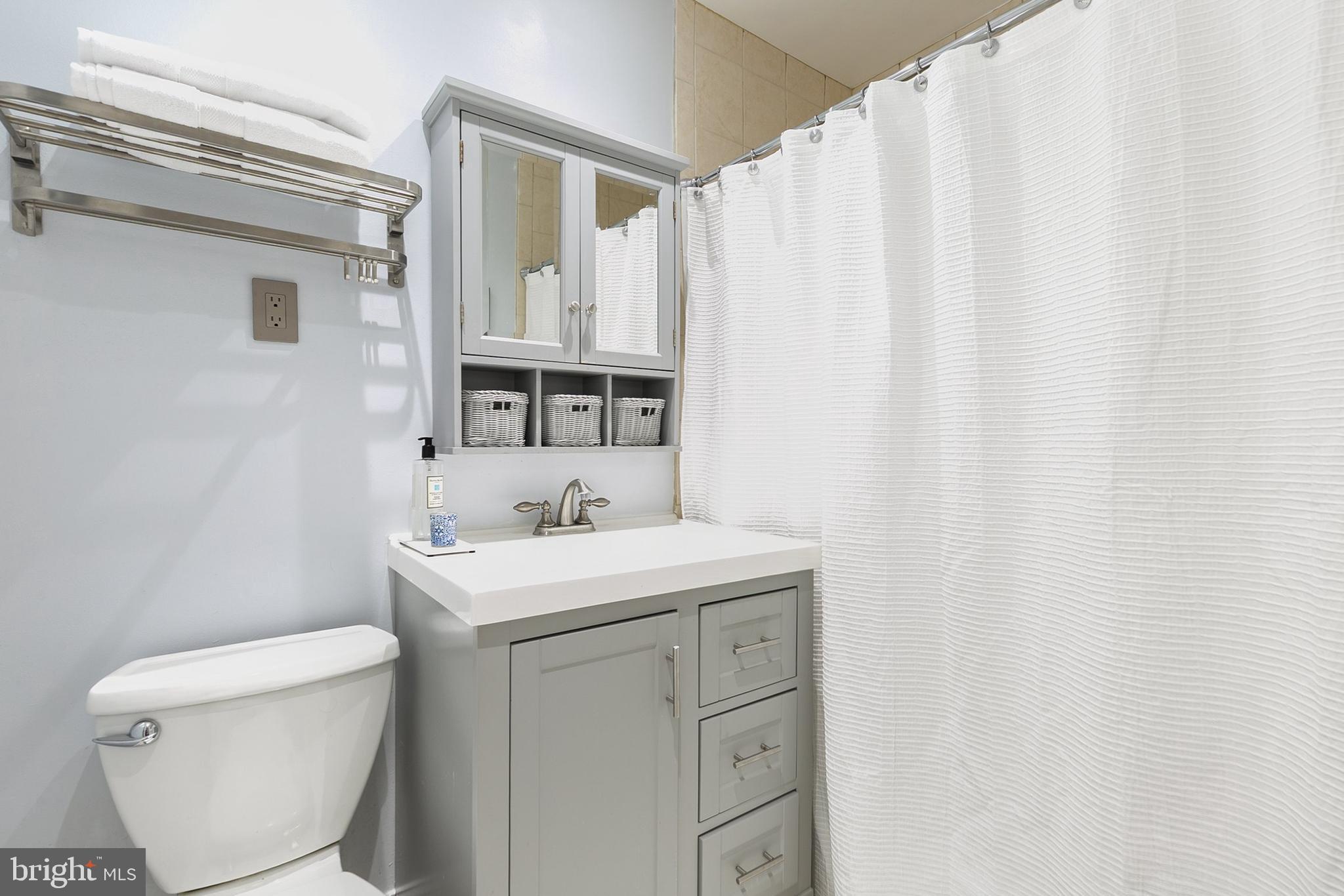 Real estate listing preview #15