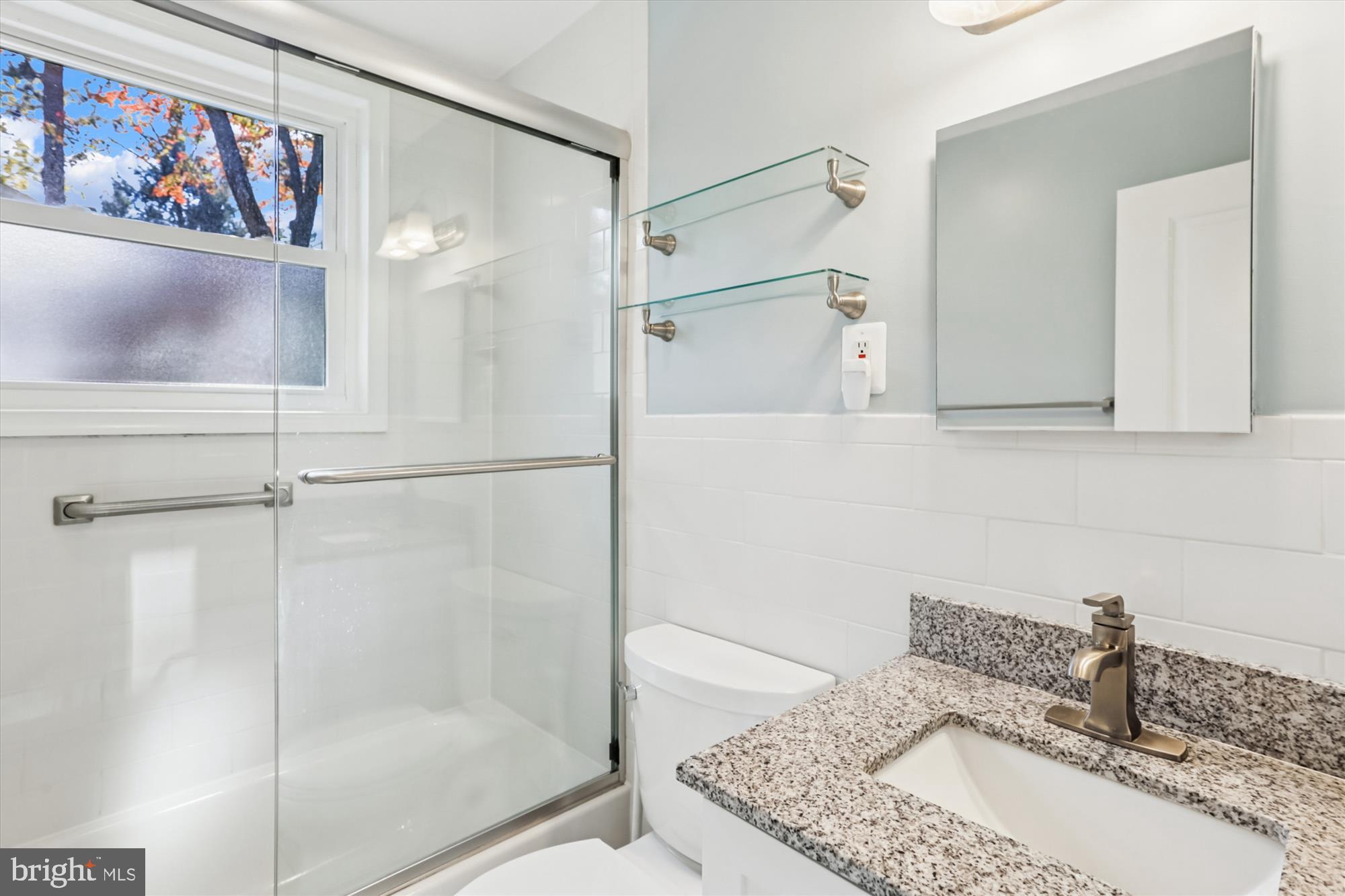 Real estate listing preview #15