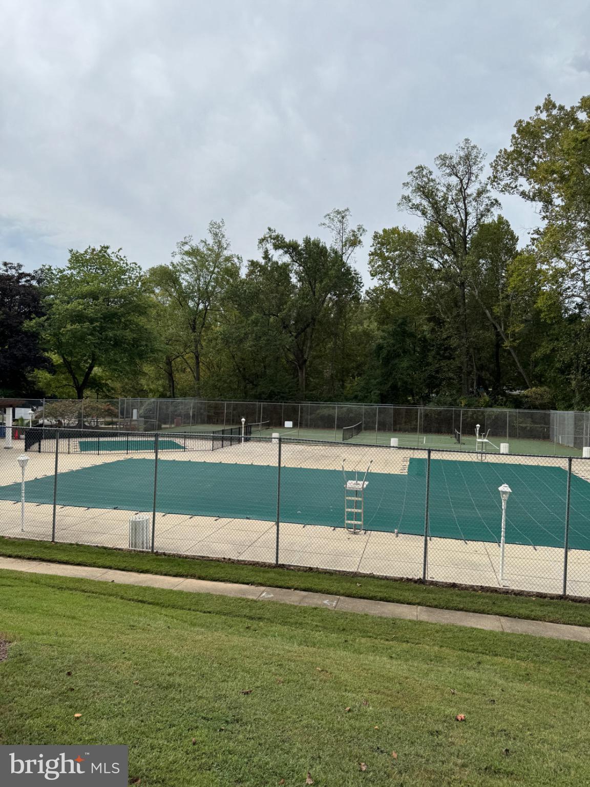 Real estate listing preview #13