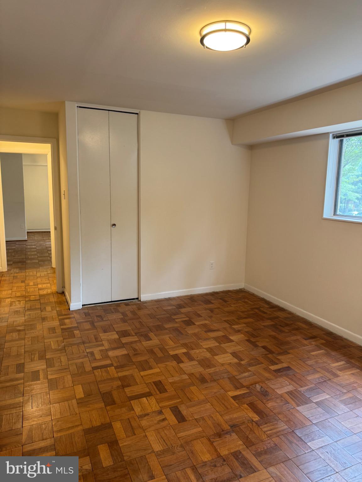 Real estate listing preview #8