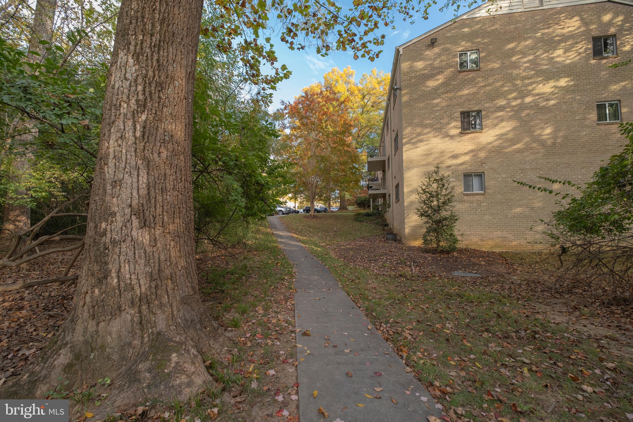 Real estate listing preview #4