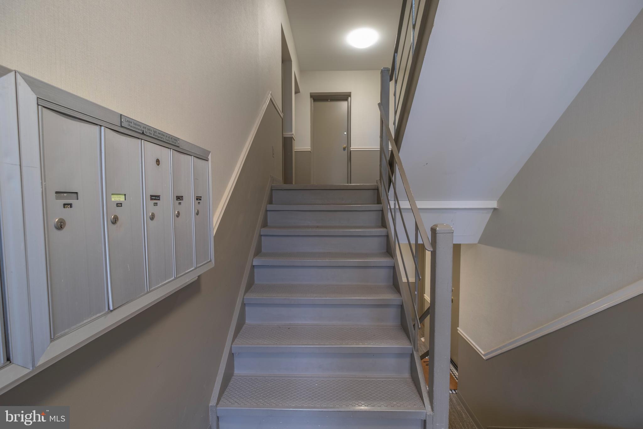 Real estate listing preview #5