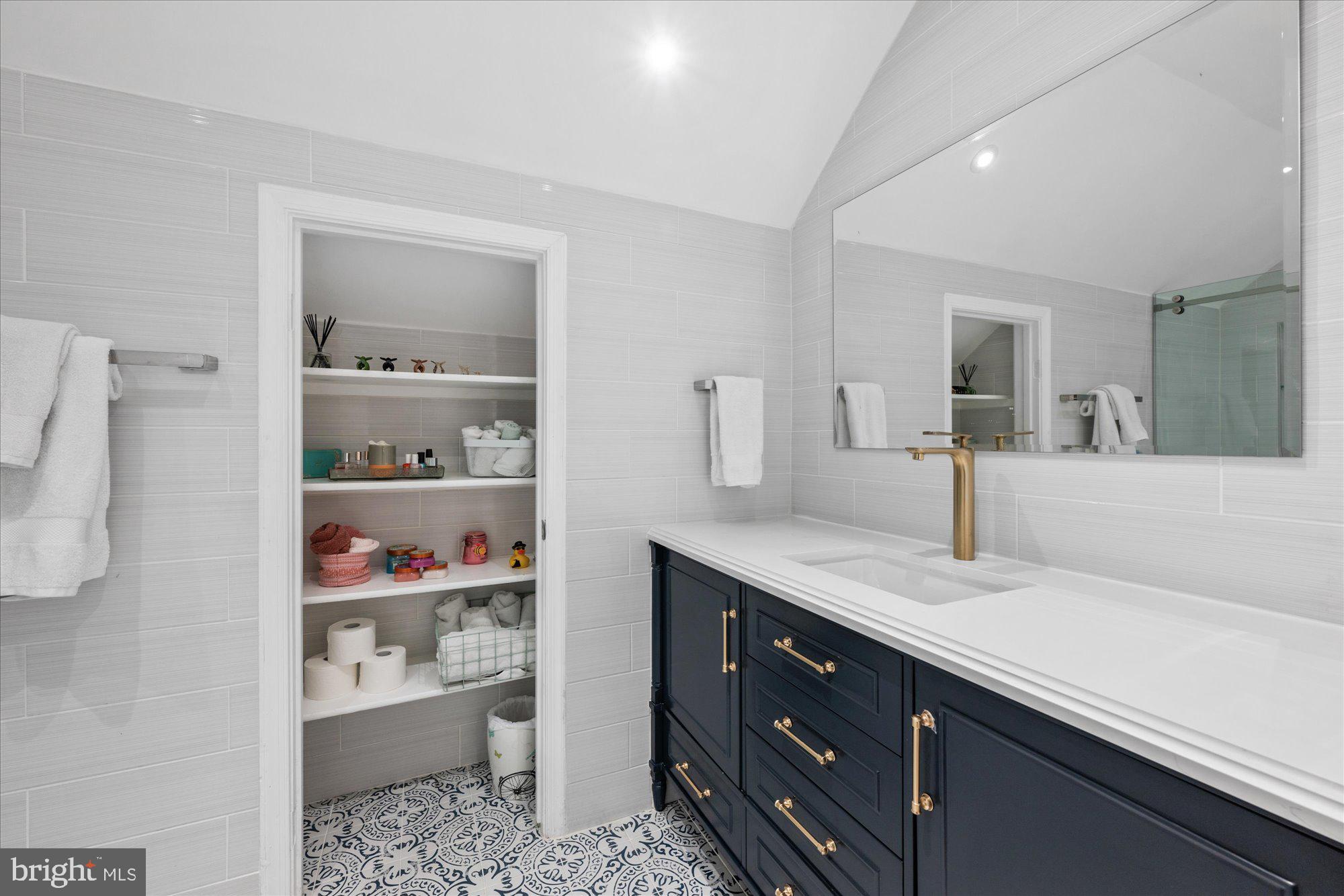 Real estate listing preview #23