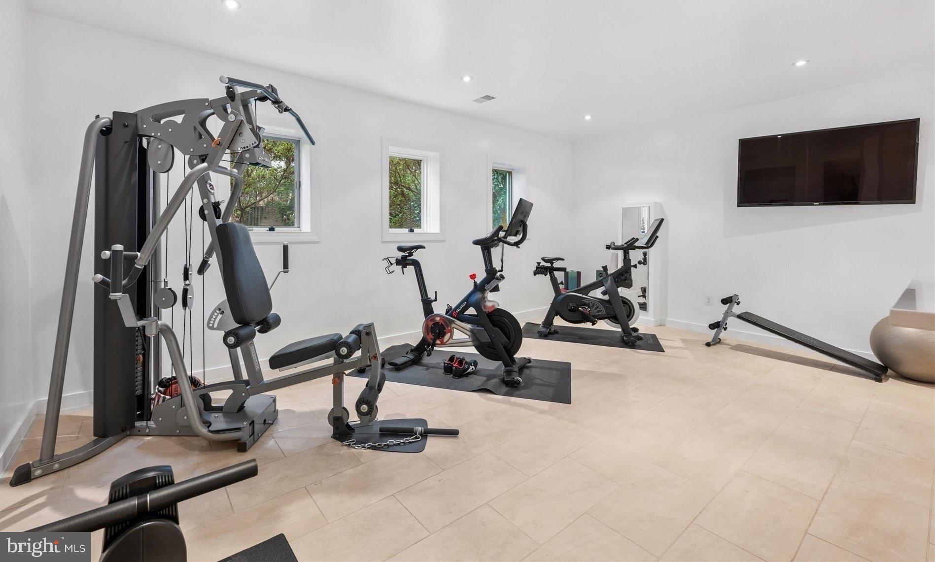 Real estate listing preview #30