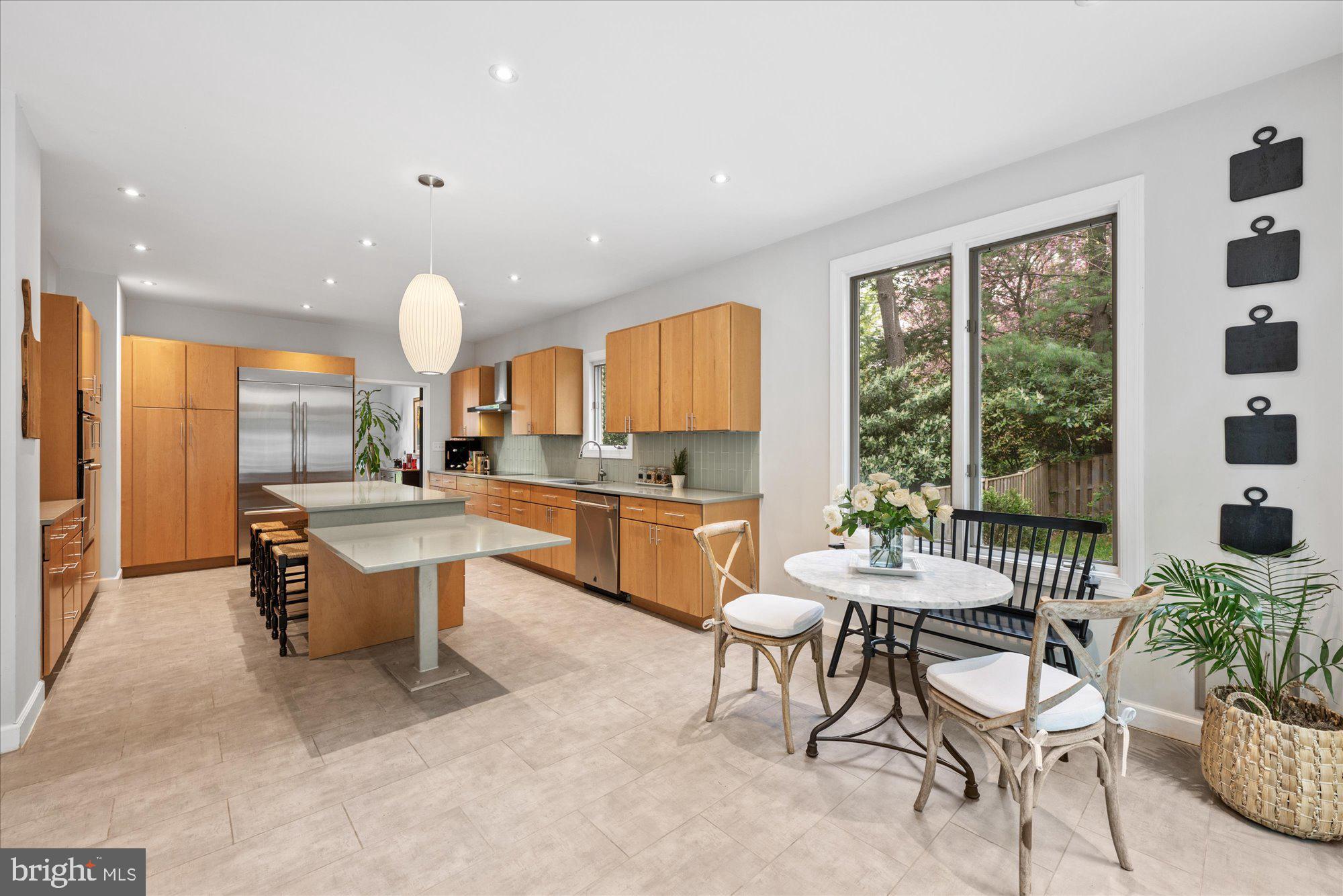 Real estate listing preview #4