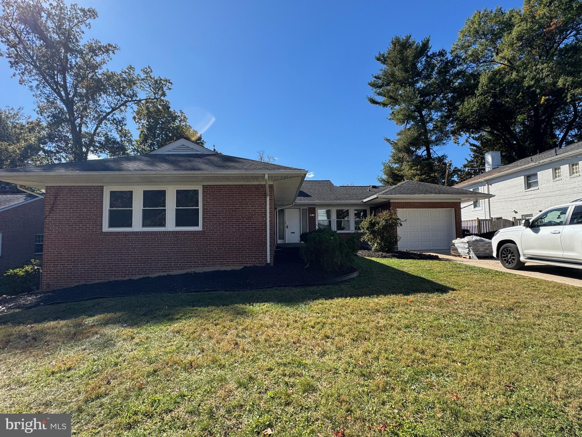 Real estate listing preview #1