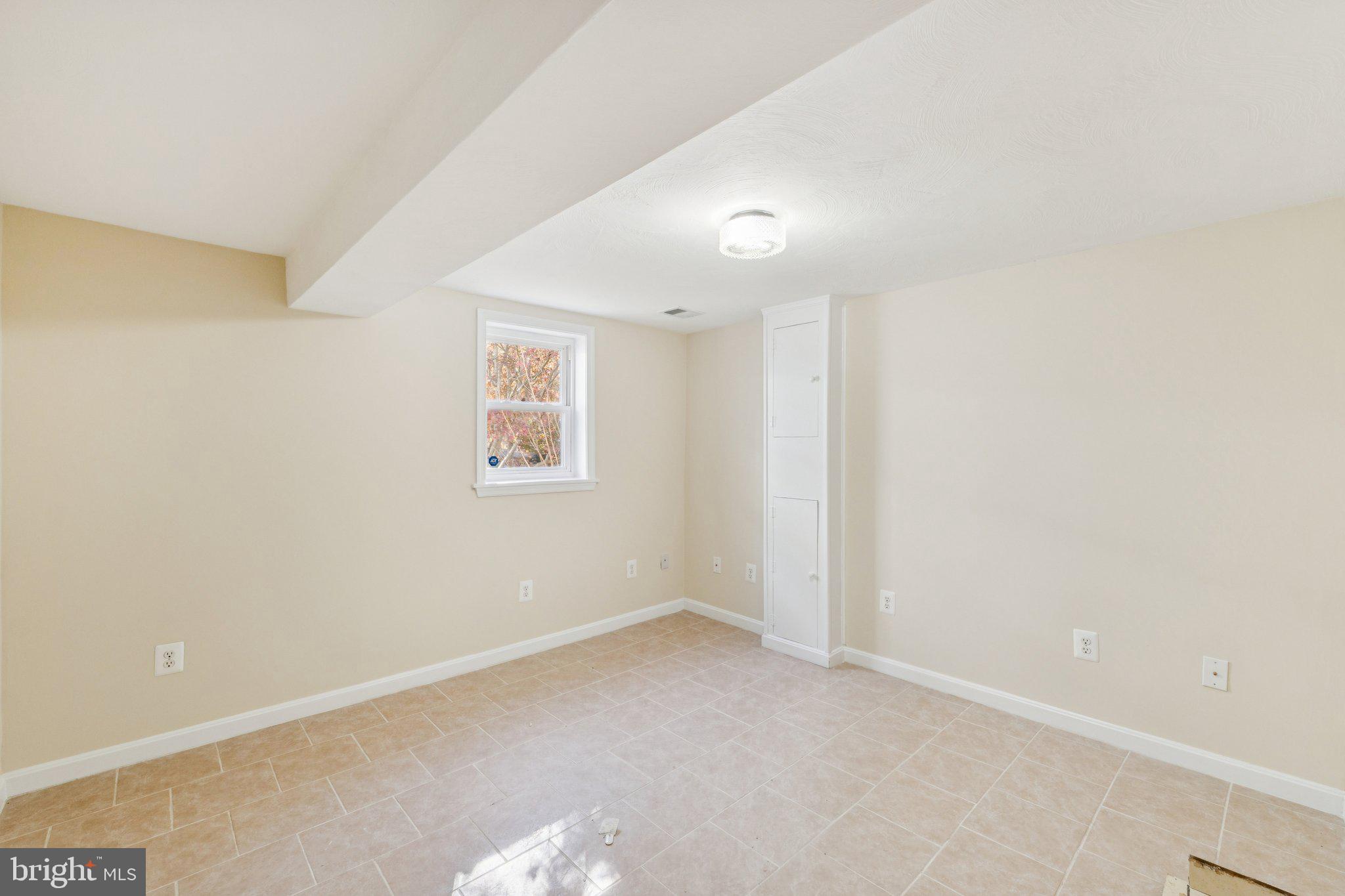 Real estate listing preview #22