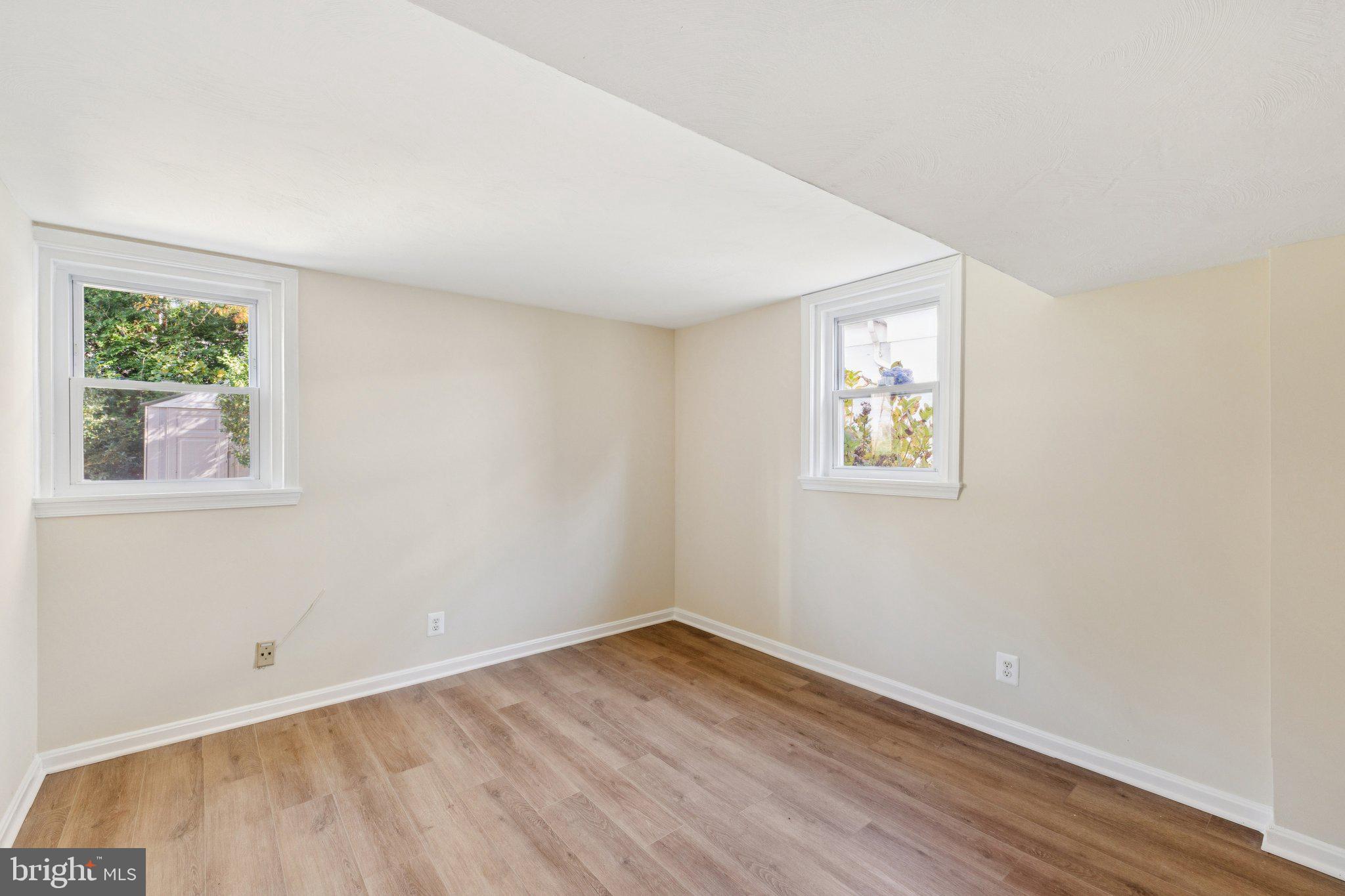 Real estate listing preview #23