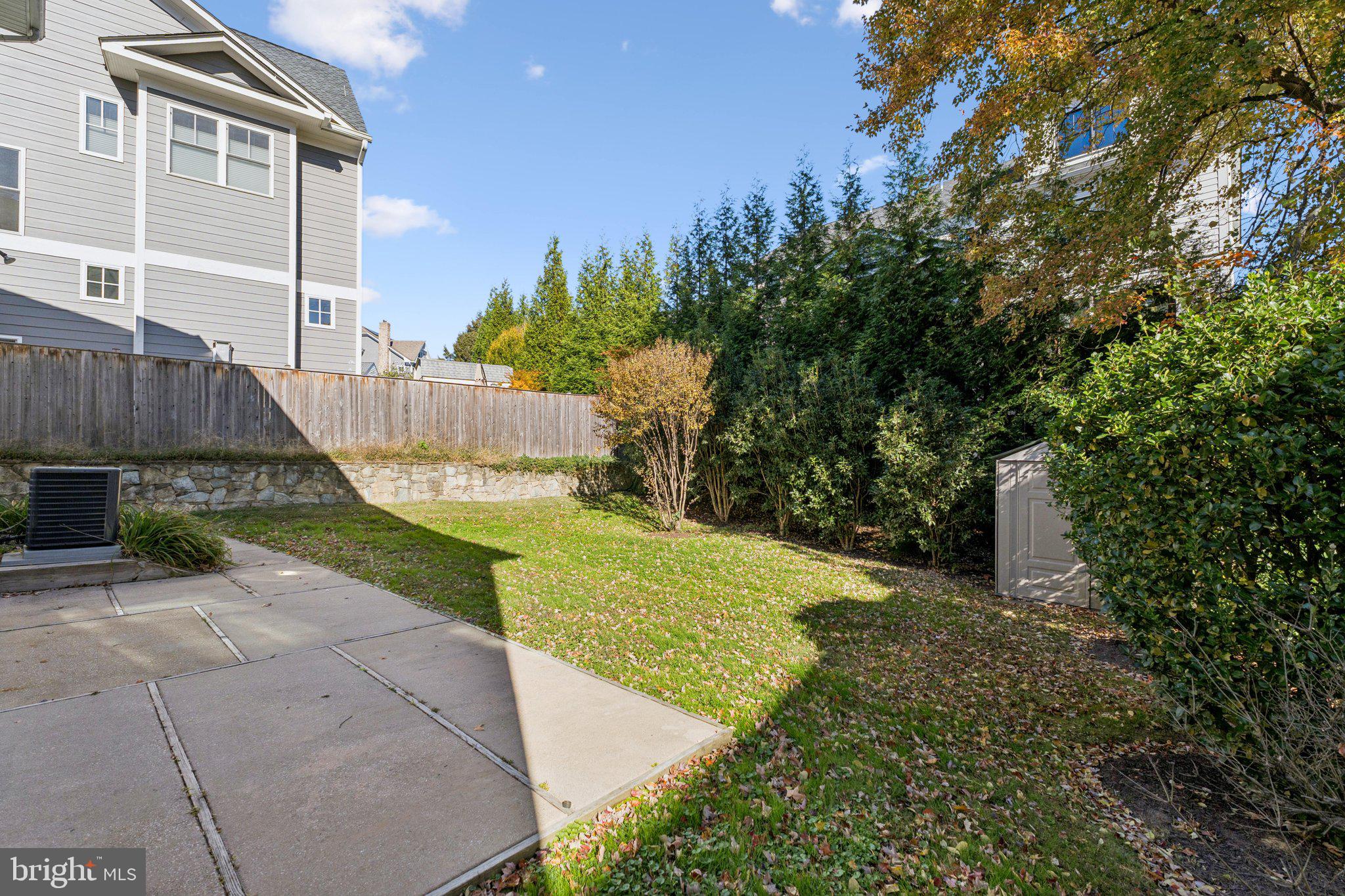 Real estate listing preview #32