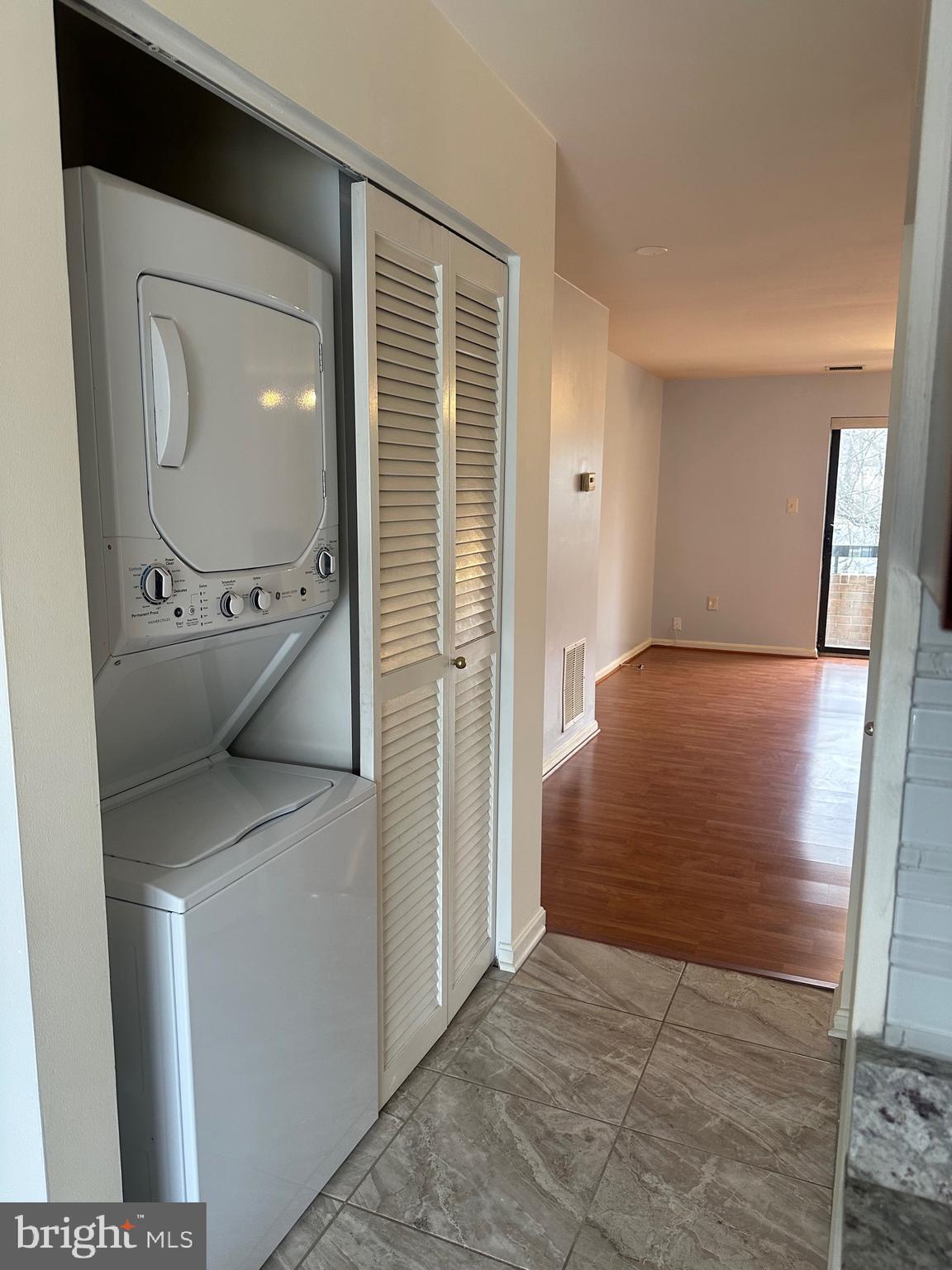 Real estate listing preview #13