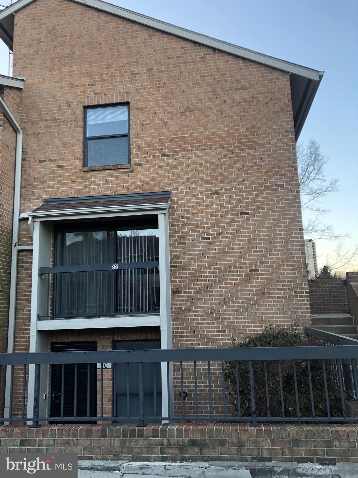 Real estate listing preview #3