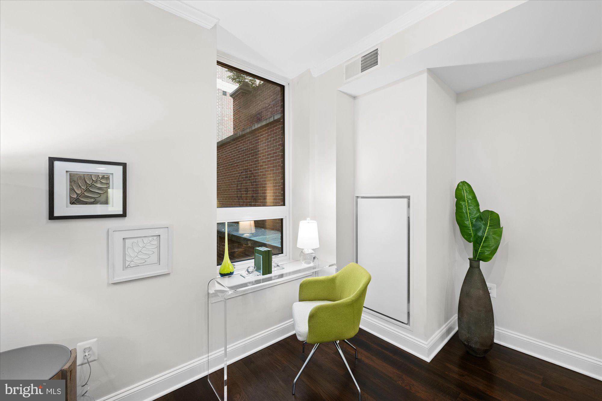 Real estate listing preview #10