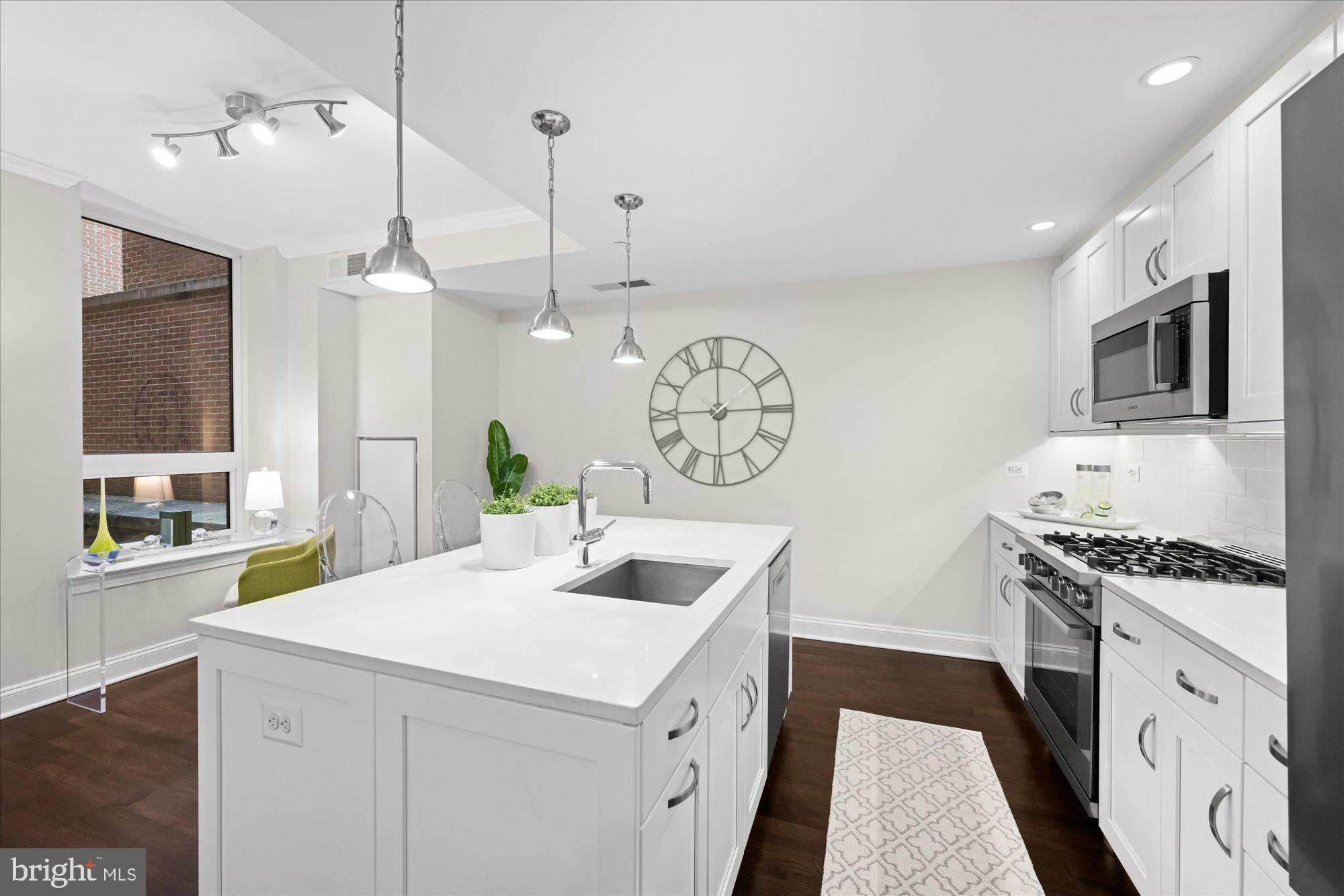 Real estate listing preview #18