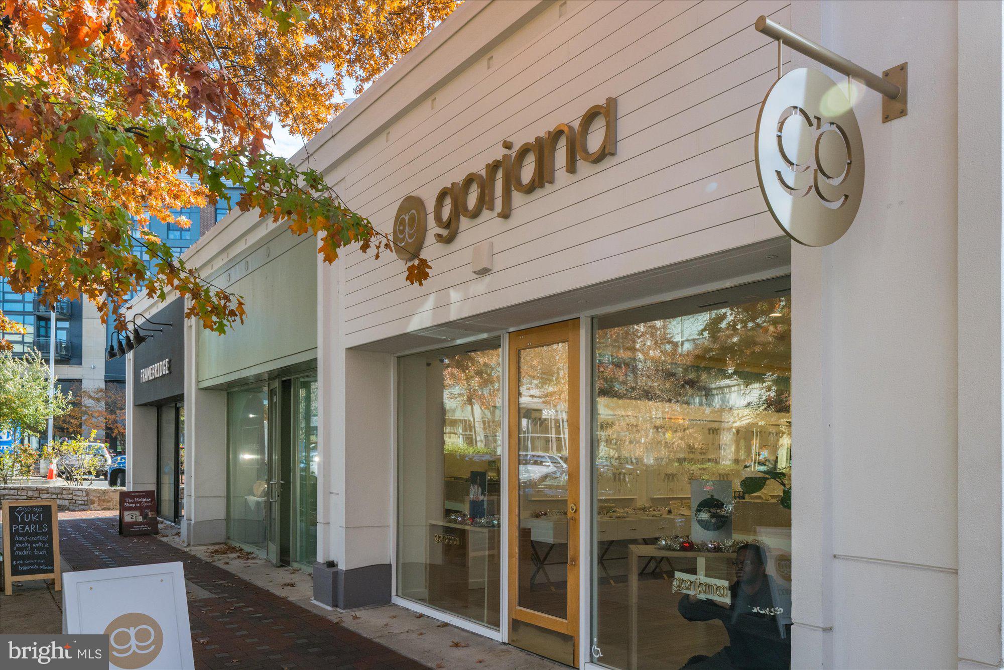 Real estate listing preview #54