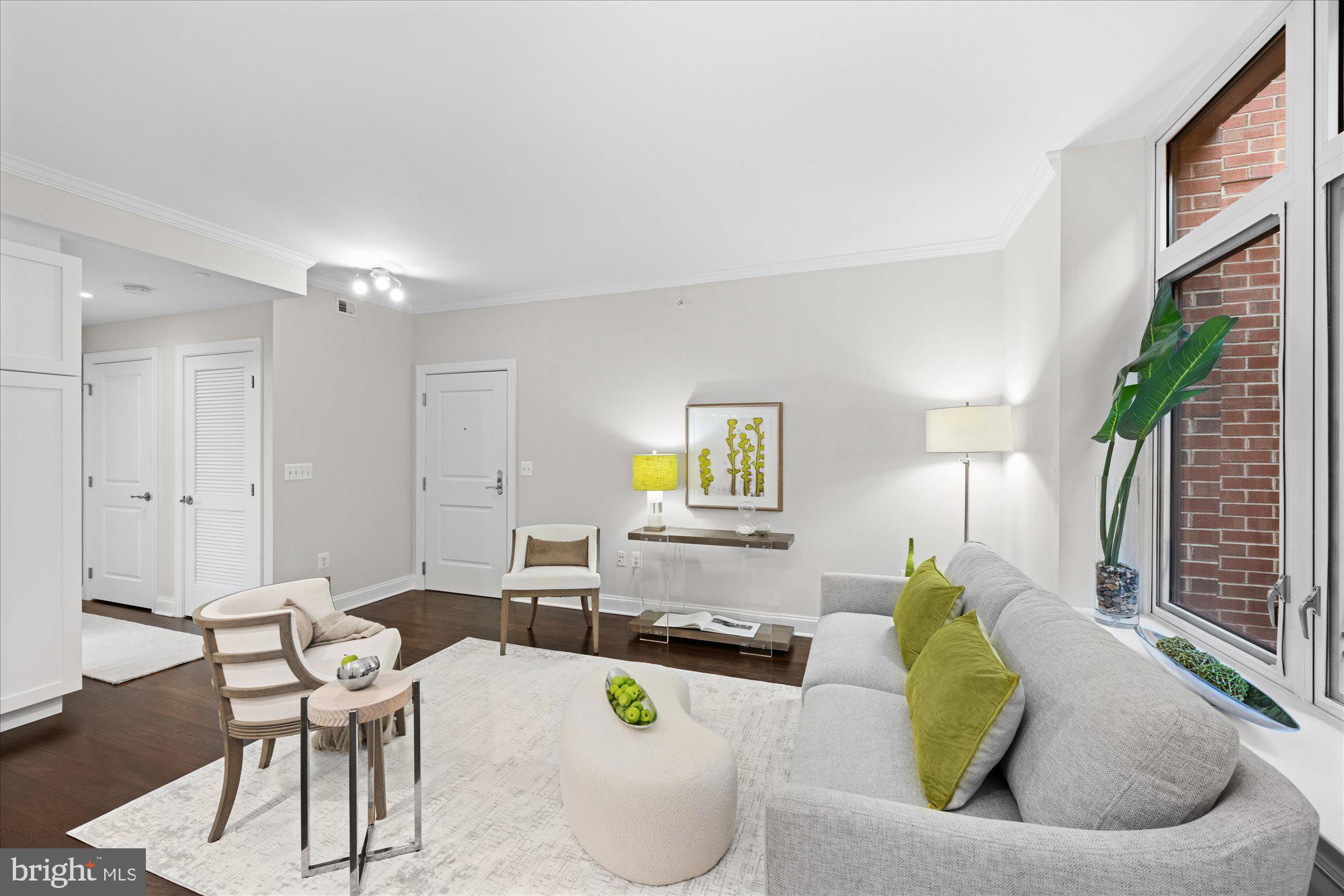 Real estate listing preview #9