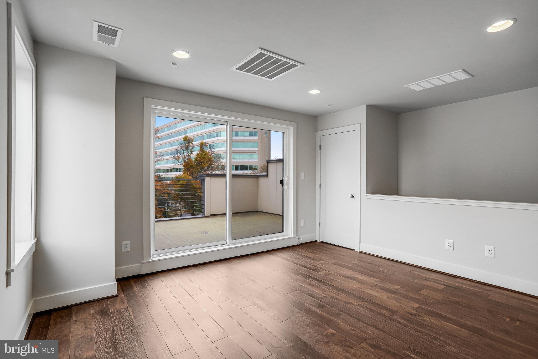 Real estate listing preview #40