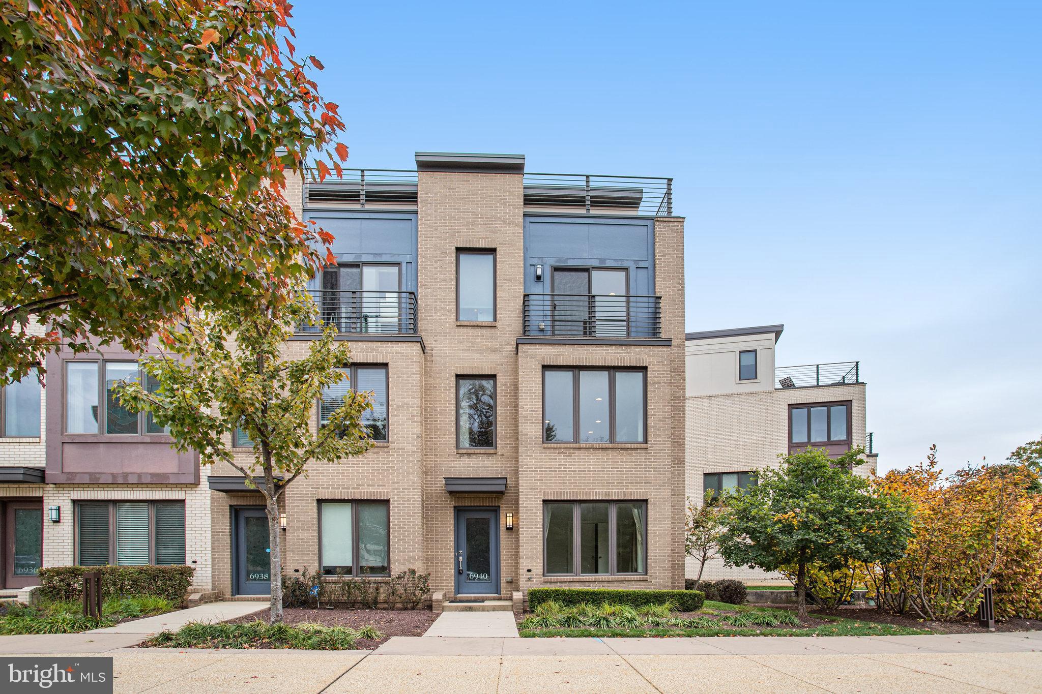 Real estate listing preview #2