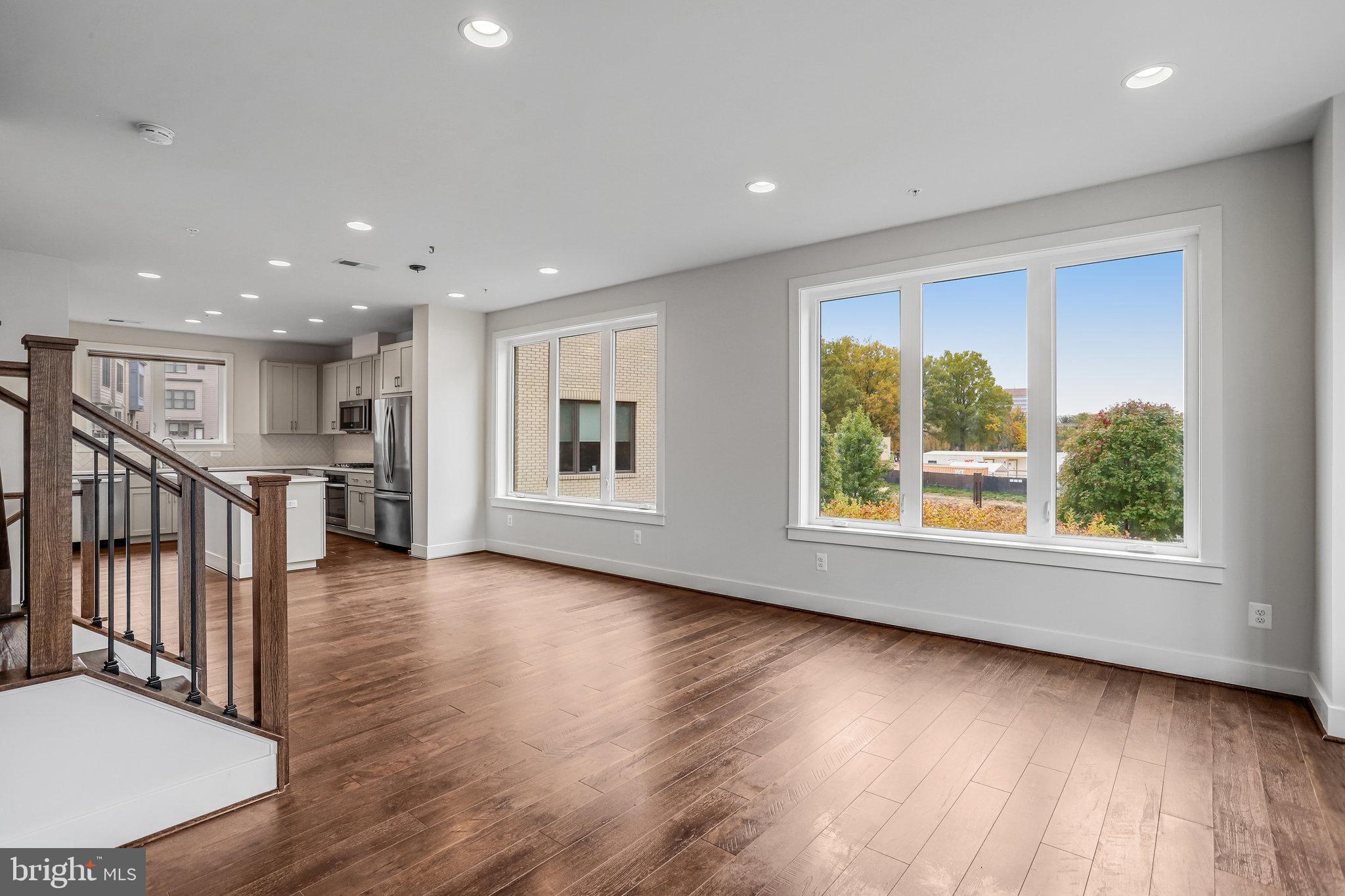 Real estate listing preview #21